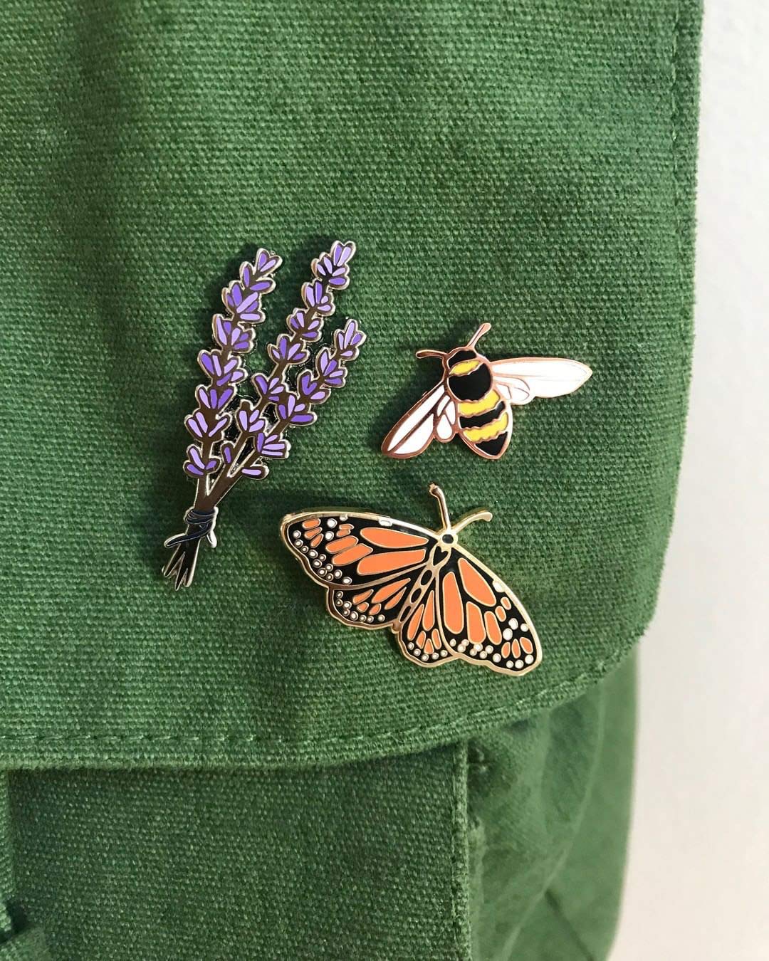 Monarch Butterfly Enamel Pin - Elegant Lapel Pin Badge for Women & Men - Perfect for Jackets, Bags, Hats & Gifts