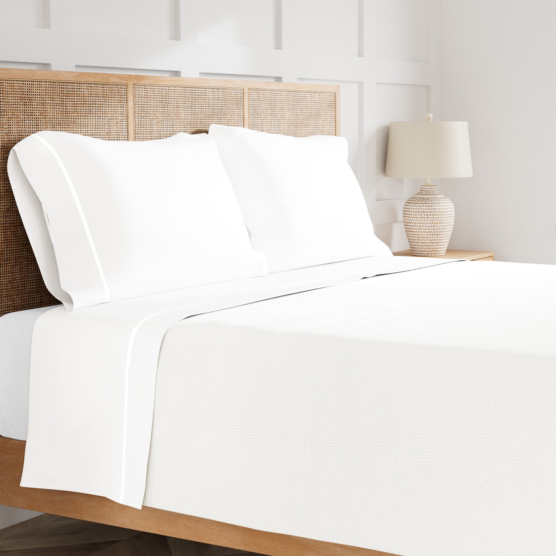 Luxury 100% Silk Trim Sheet Set - Queen Size White Bedding for Ultimate Comfort | Perfect for Master Bedroom, Guest Room & Hotel Decor