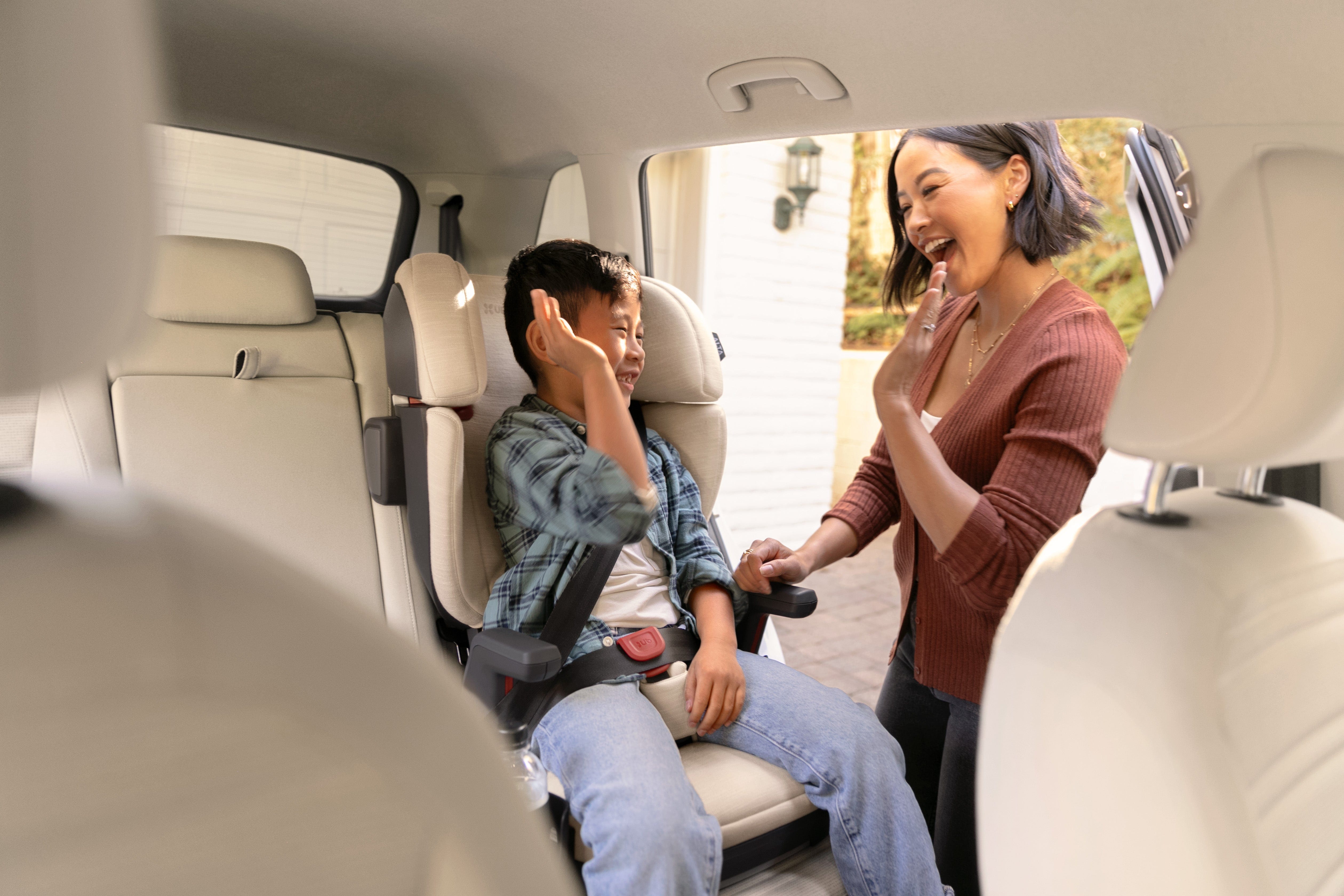 UPPAbaby Alta V2 Booster Seat - High Back Car Seat for Toddlers & Kids 3+ Years | Safe & Comfortable | Perfect for Travel, School & Family Road Trips