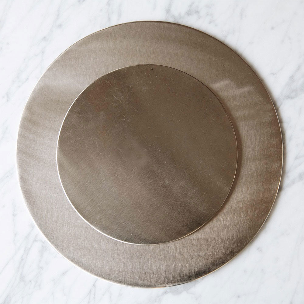Premium Nickel Plated Trivet for Hot Pots & Pans - Heat Resistant Kitchen Countertop Protector for Dining & Serving - Ideal for Thanksgiving, Christmas & Everyday Use