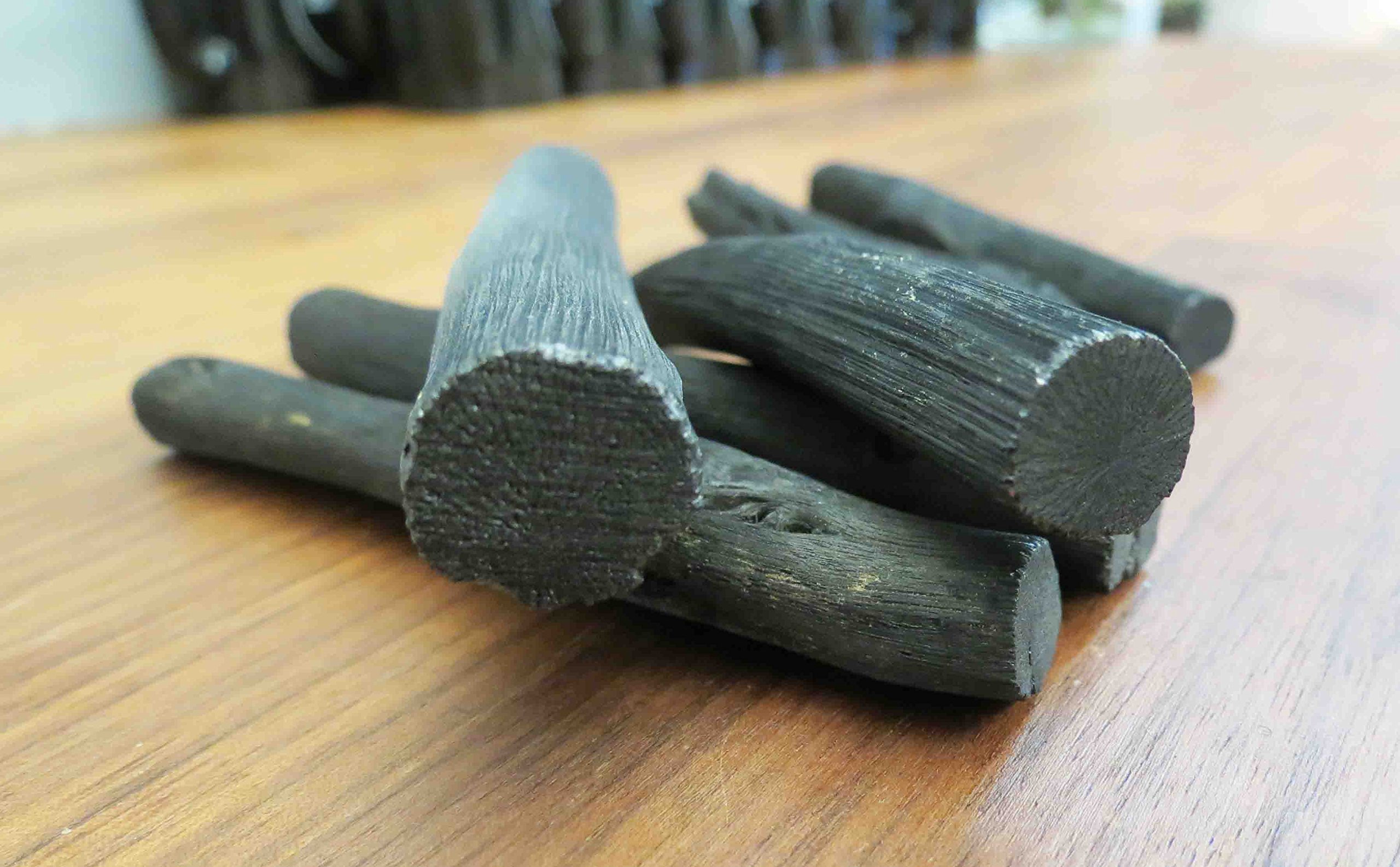 Premium Tosa Binchotan Charcoal Water Purifying Sticks - Natural Water Filter for Great-Tasting Drinking Water (6 Sticks) - Perfect for Personal Water Bottles, Travel & Camping Hydration