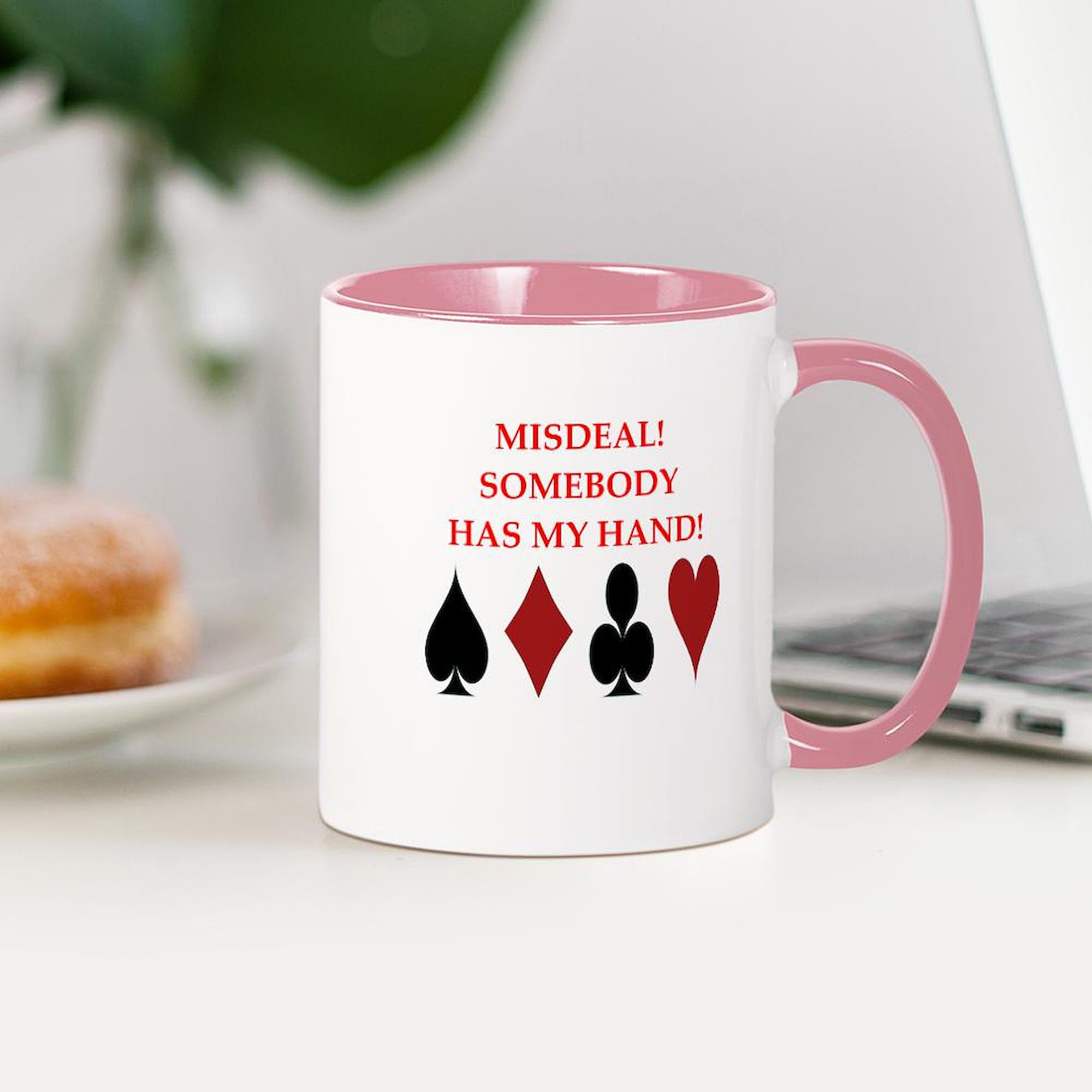 Card Player Design 11 oz (325 ml) Ceramic Coffee Mug - Perfect for Poker Nights, Gifts & Home Office Use