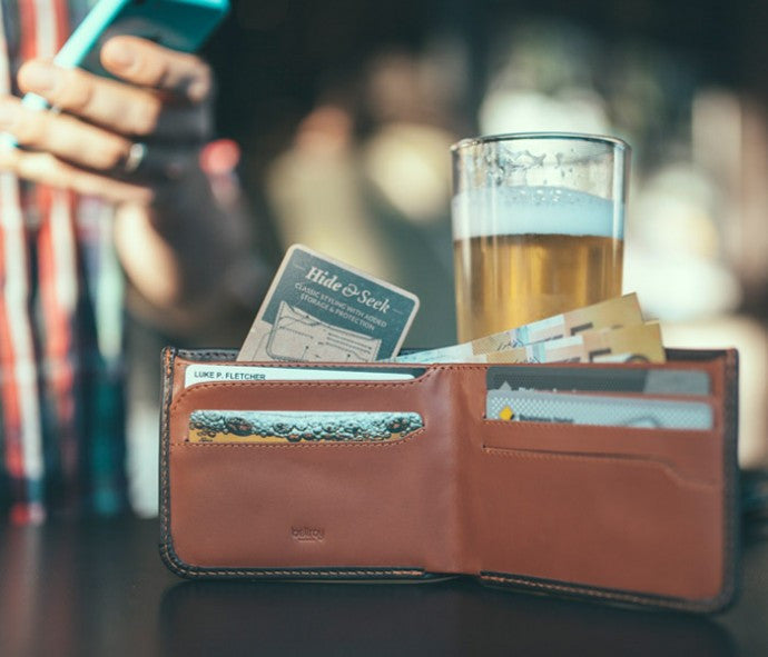 Bellroy Hide & Seek Wallet - Slim RFID Blocking Leather Wallet for Men | Perfect for Everyday Carry, Travel & Minimalist Lifestyle