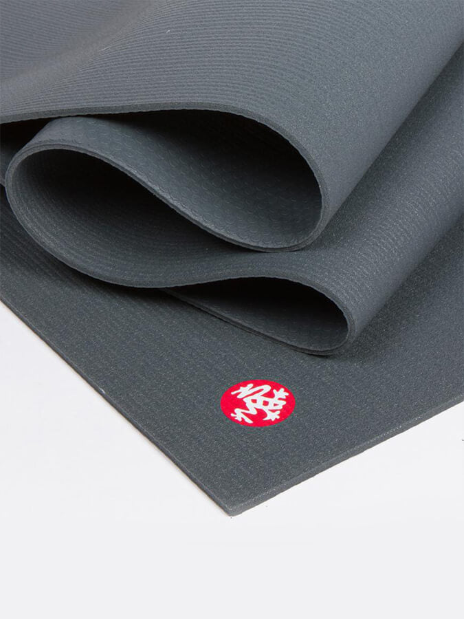 Manduka PROlite Standard 71 Yoga Mat 4.7mm - Premium Non-Slip Yoga Mat for Home & Studio Workouts - Ideal for Hot Yoga, Pilates & Meditation Practice
