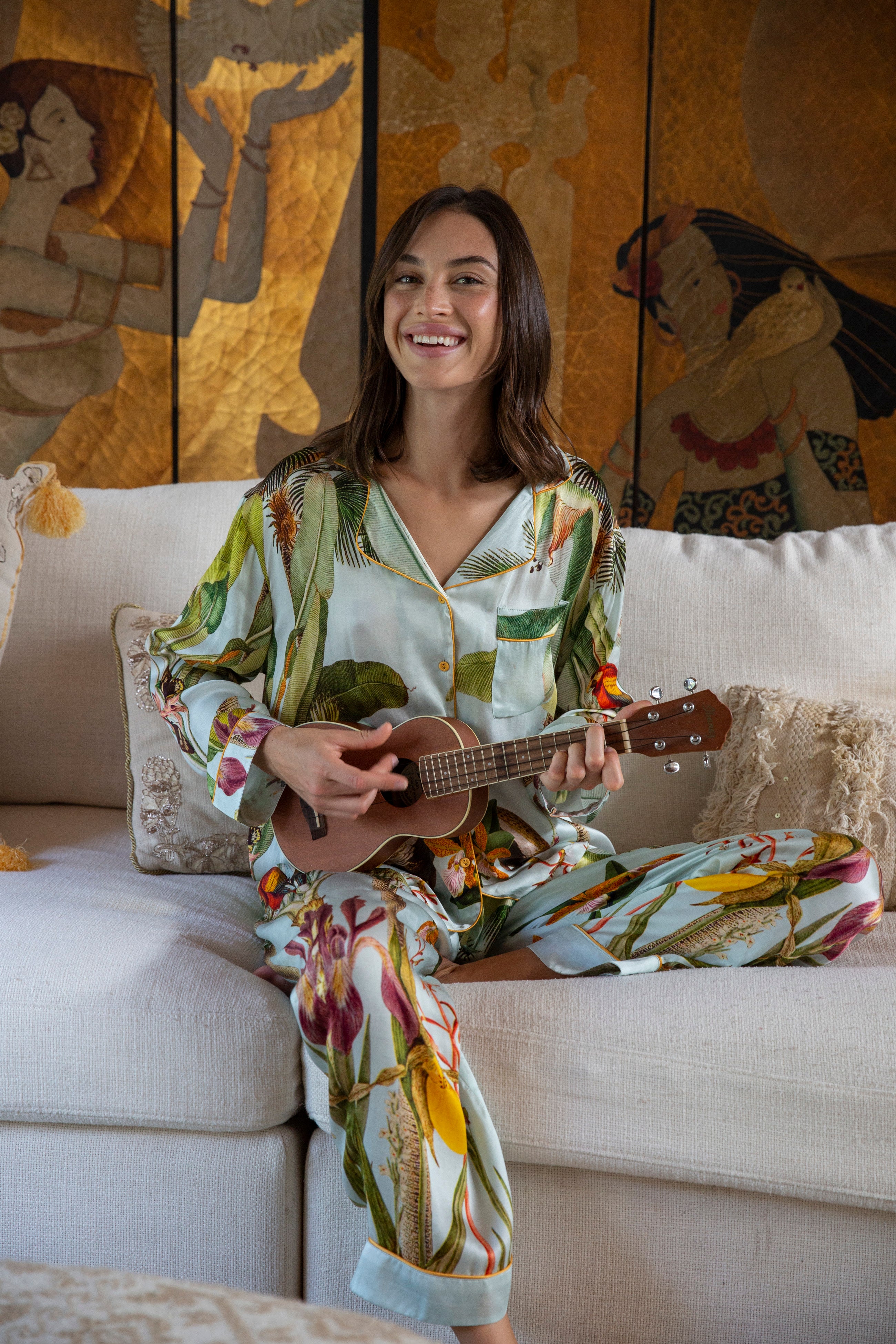 Sunflower Print Pajama Set for Women - Soft Cotton Sleepwear with Short Sleeve Top & Shorts - Perfect for Summer Nights, Lounging at Home, and Gift Giving