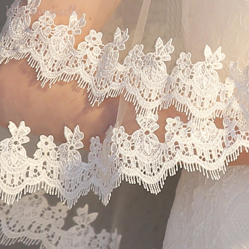 Davina Veil - Elegant Wedding Veil with Lace Trim for Brides | Perfect for Church Ceremonies, Garden Weddings & Formal Events
