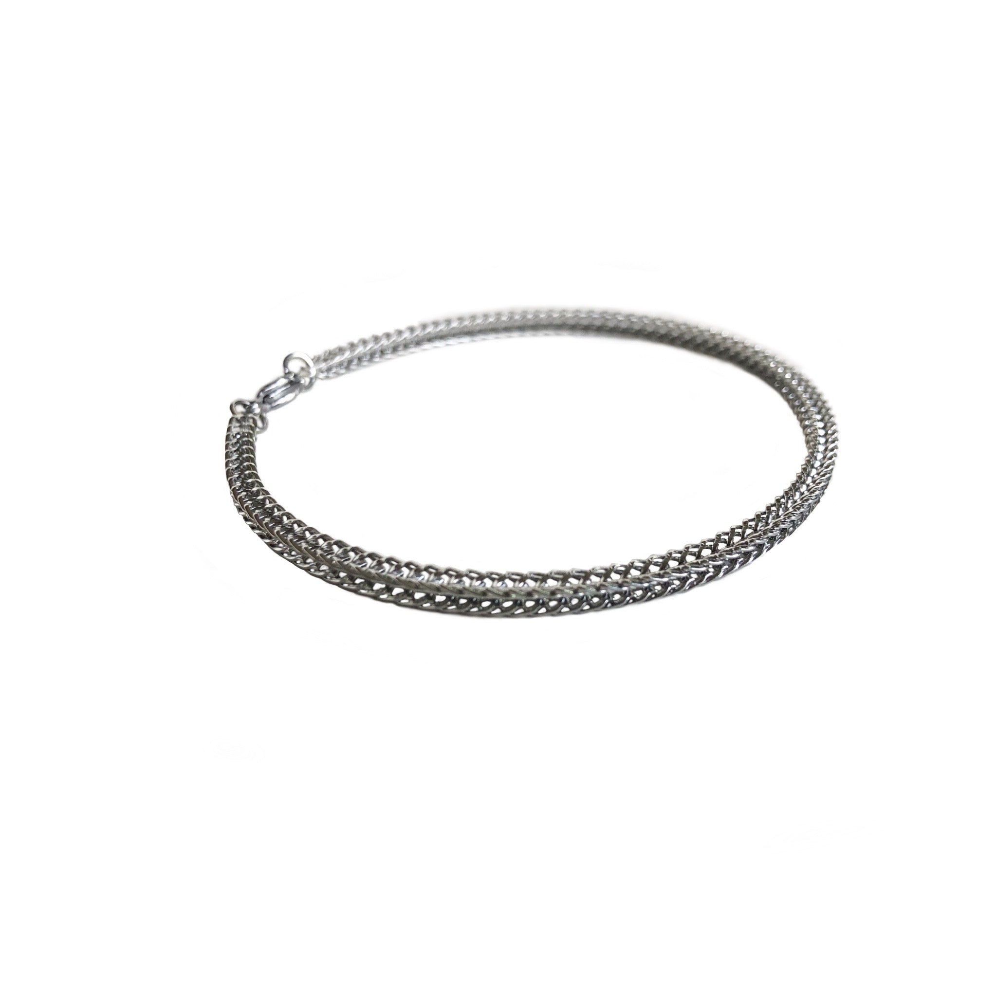 Elegant Snake Chain Bracelet for Women - Dainty Gold & Silver Jewelry Gift for Her - Perfect for Everyday Wear & Special Occasions