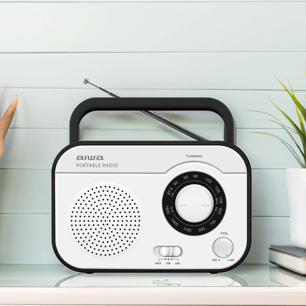 Aiwa Portable Retro AM/FM Manual Tuning Battery Operated Radio - Vintage White Design for Home, Office, Camping & Emergency Use