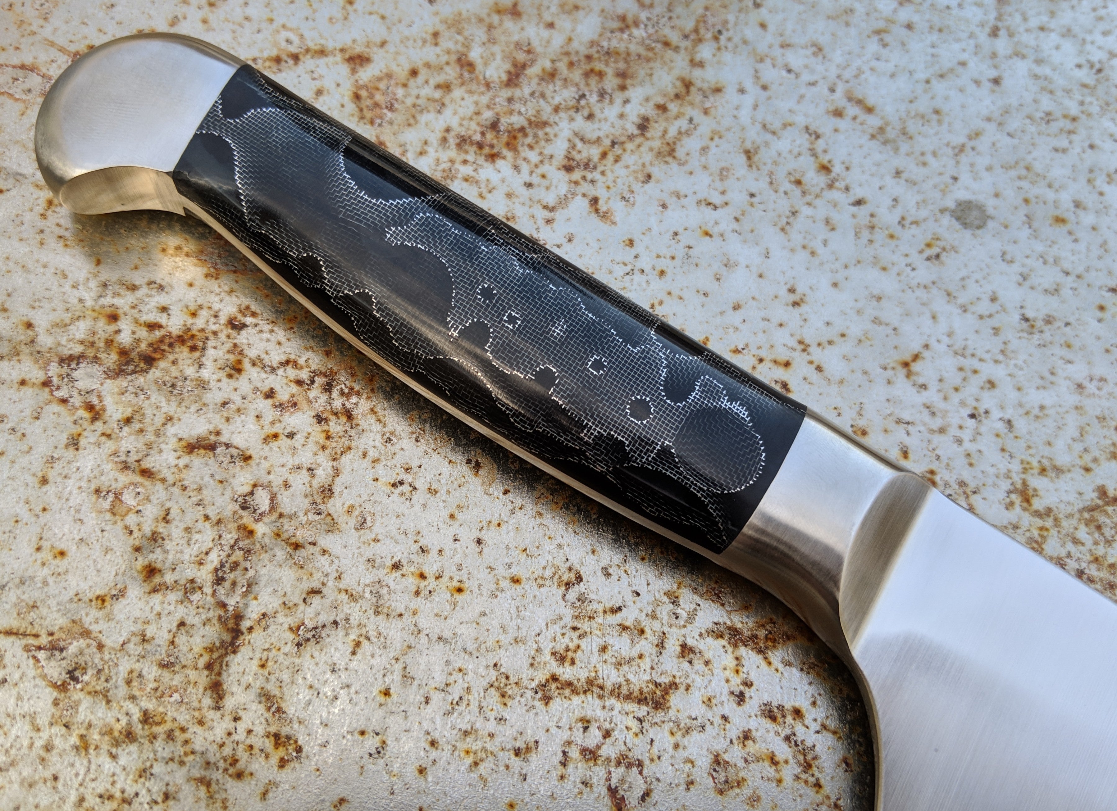 Premium Ferrum BLACK MOON 8-Inch Chef Knife - High Carbon Stainless Steel Kitchen Knife for Professional Chefs & Home Cooking - Perfect for Slicing, Dicing & Chopping Vegetables, Meat & Herbs