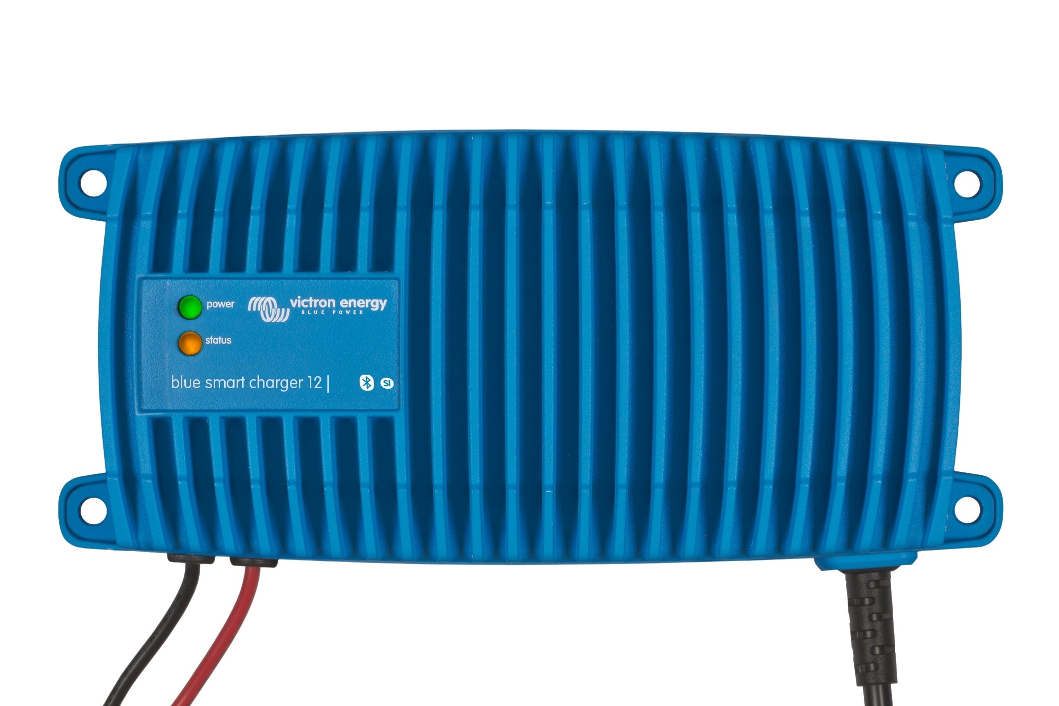 Victron Energy Blue Smart IP67 Waterproof Battery Charger 12V/7A 230V CEE 7/7 - Perfect for Marine, RV, and Off-Grid Solar Power Systems