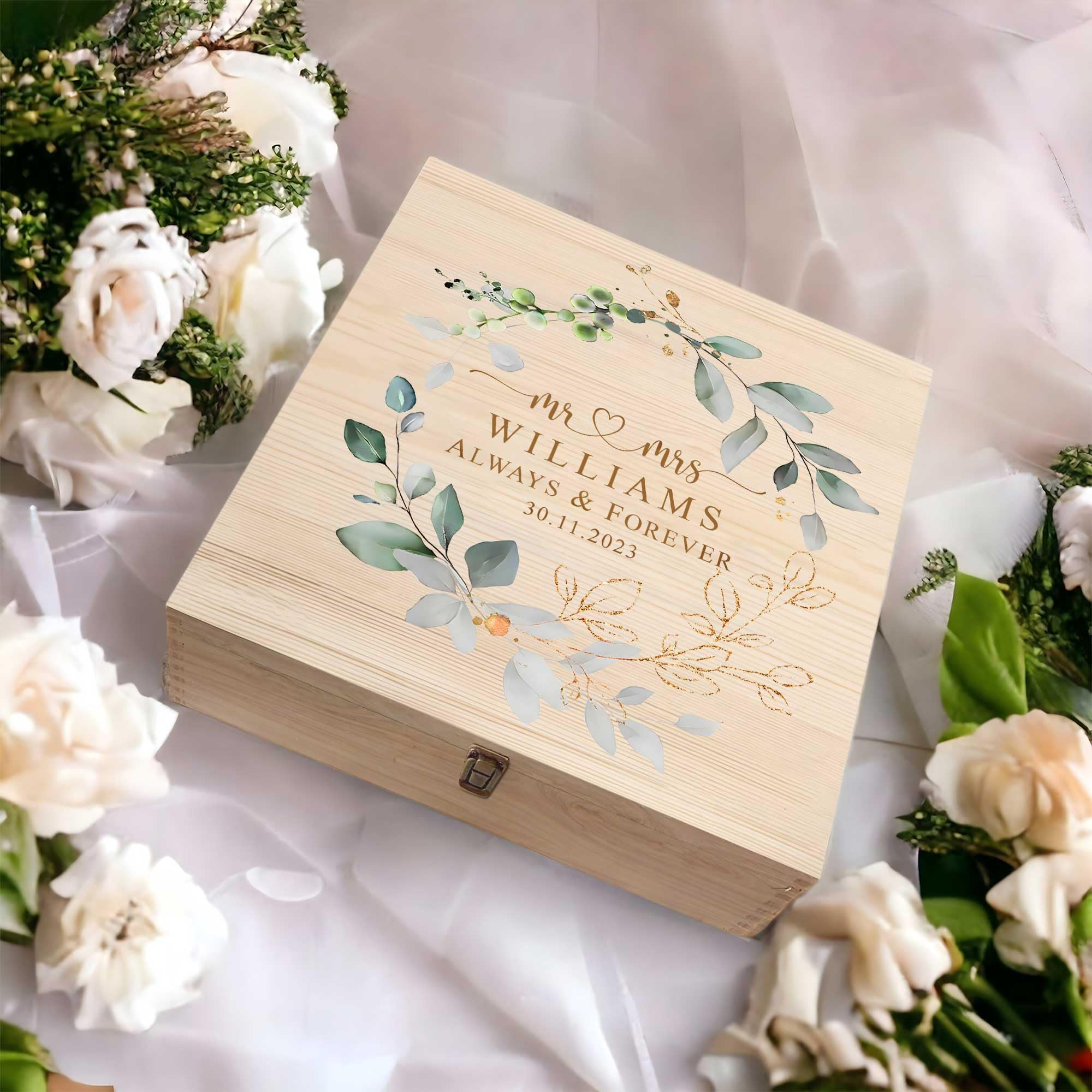 Personalized Wedding Keepsake Box for Couples - Romantic Gift for Anniversaries