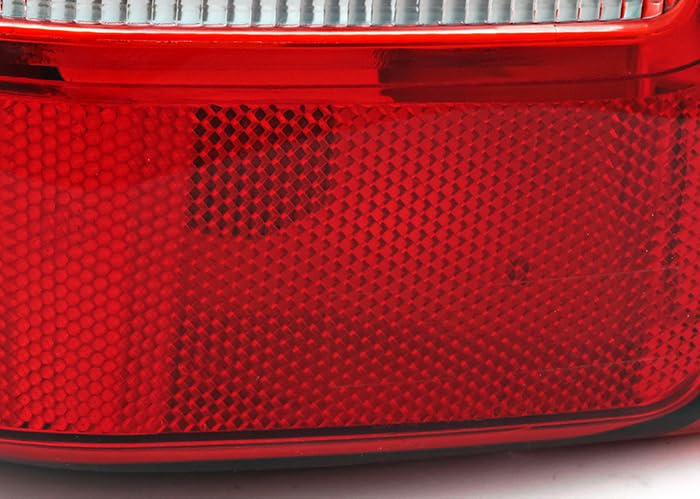 Jeep Grand Cherokee Tail Lights Lamps Set - Driver & Passenger Side (2002-2004) | Replacement for Broken or Damaged Lights | Perfect for Off-Roading & Night Driving
