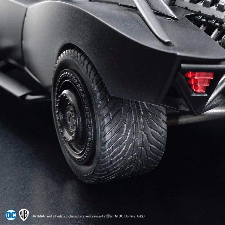 The Batman (2022) Batmobile 1/35 Scale Model Kit - Premium Collectible Toy for DC Comics Fans & Movie Enthusiasts - Perfect for Display, Gifts & Action Figure Collections