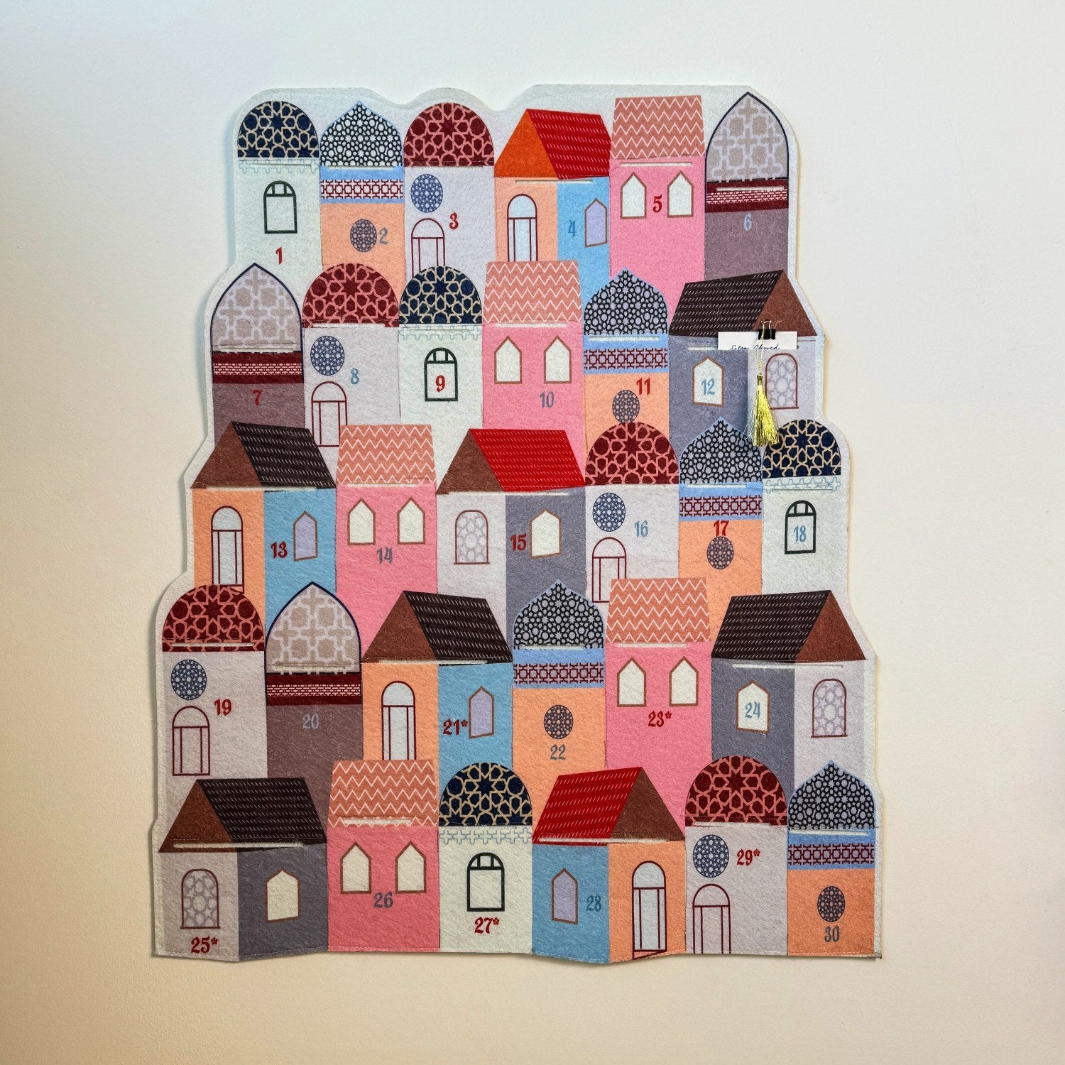 Ramadan Calendar & Pouch - Islamic Gift Set for Kids and Family - Perfect for Ramadan Countdown, Eid Celebrations and Religious Education