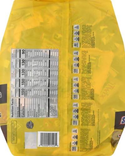 Bulk Halloween Candy Assortment - M&M'S Milk Chocolate, Peanut M&M'S, SNICKERS, TWIX Caramel Cookie Bars & MILKY WAY Caramel Chocolate (53.26oz, 135 Pieces) - Perfect for Trick-or-Treating, Party Favors & Office Snacks