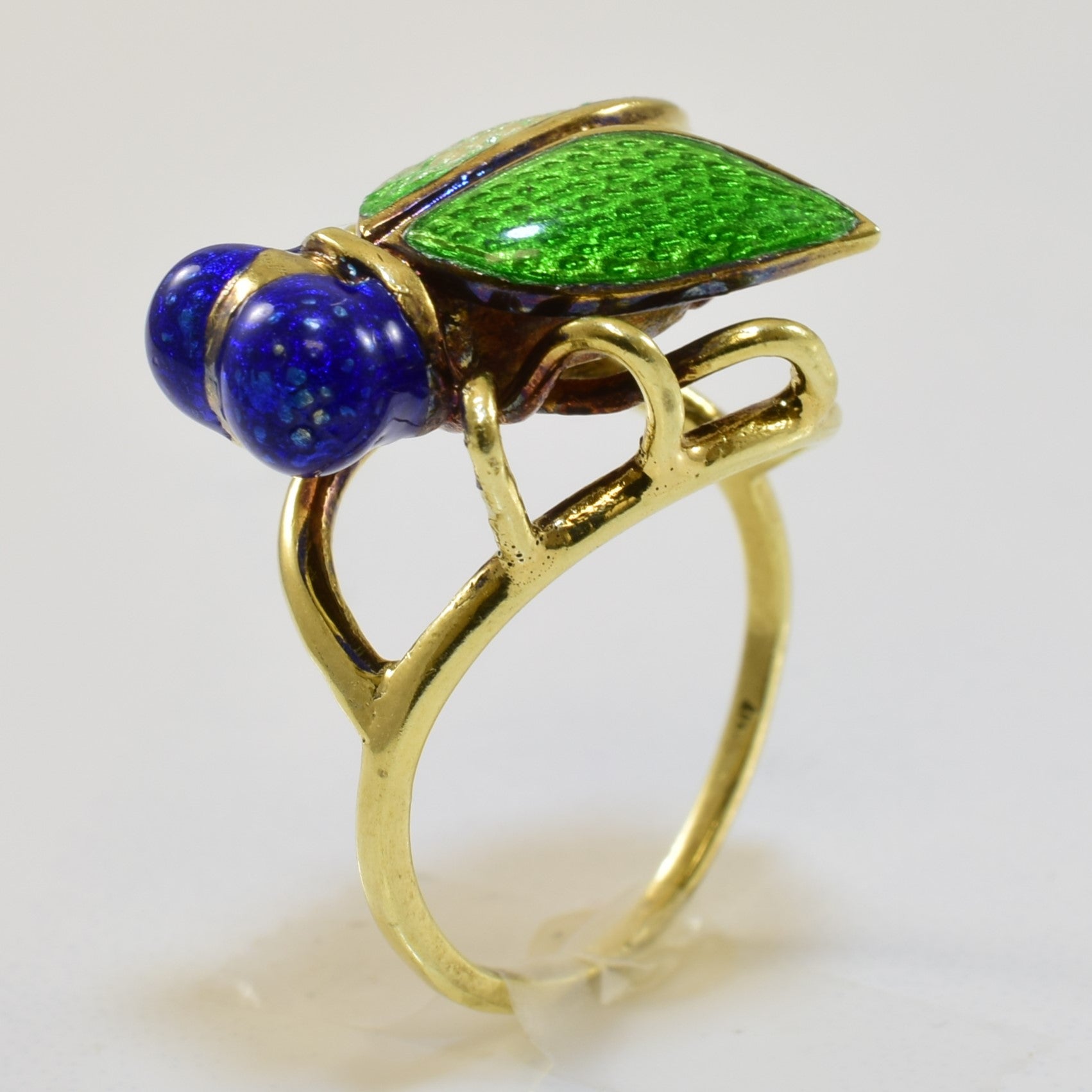 Enamel Fly Ring - Size 4.5 - Elegant Insect Jewelry for Women - Perfect for Casual Wear, Parties & Gifts