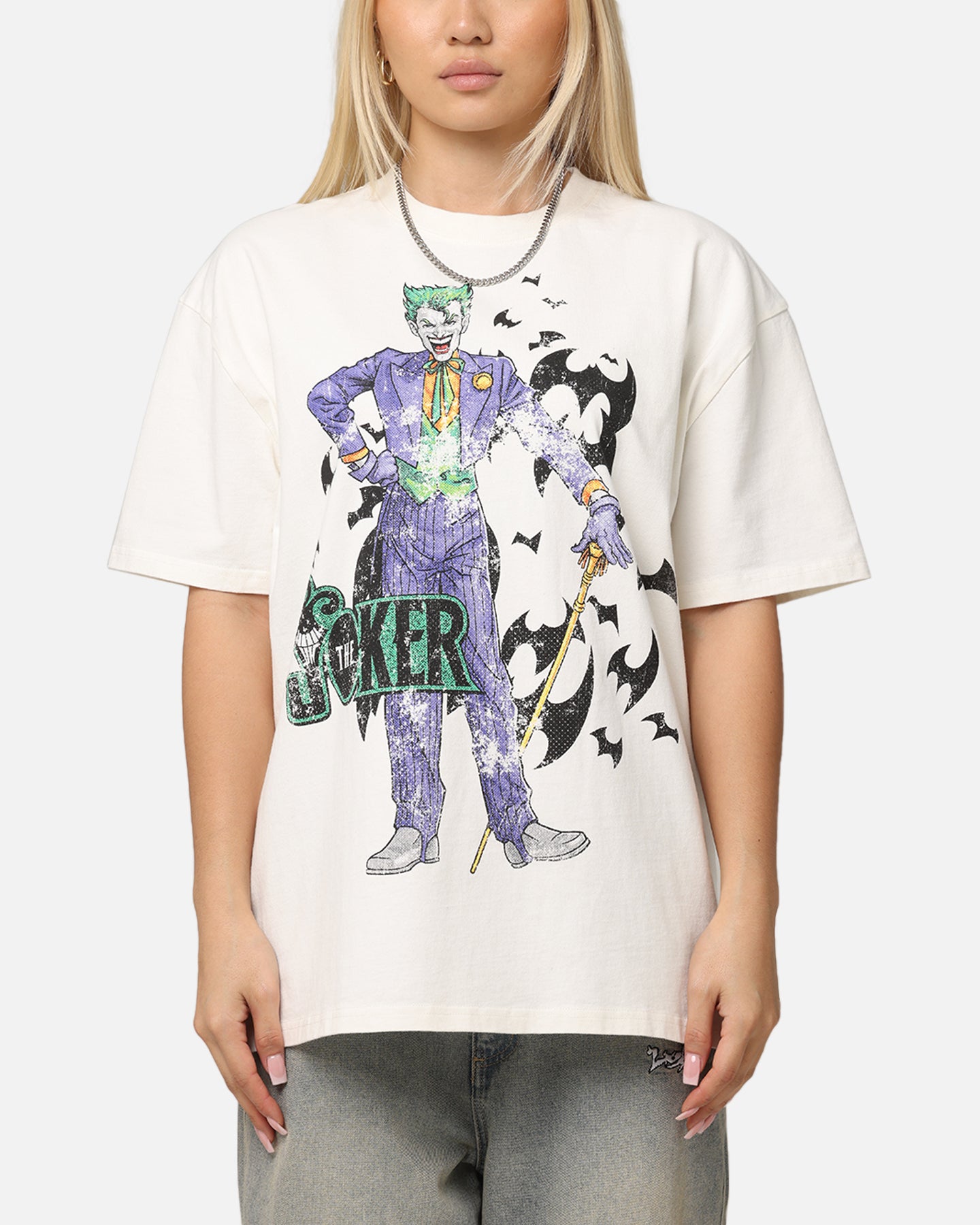 Vintage DC Batman The Joker Cane Graphic T-Shirt - Off White | American Thrift Style | Perfect for Cosplay, Comic Con & Casual Wear