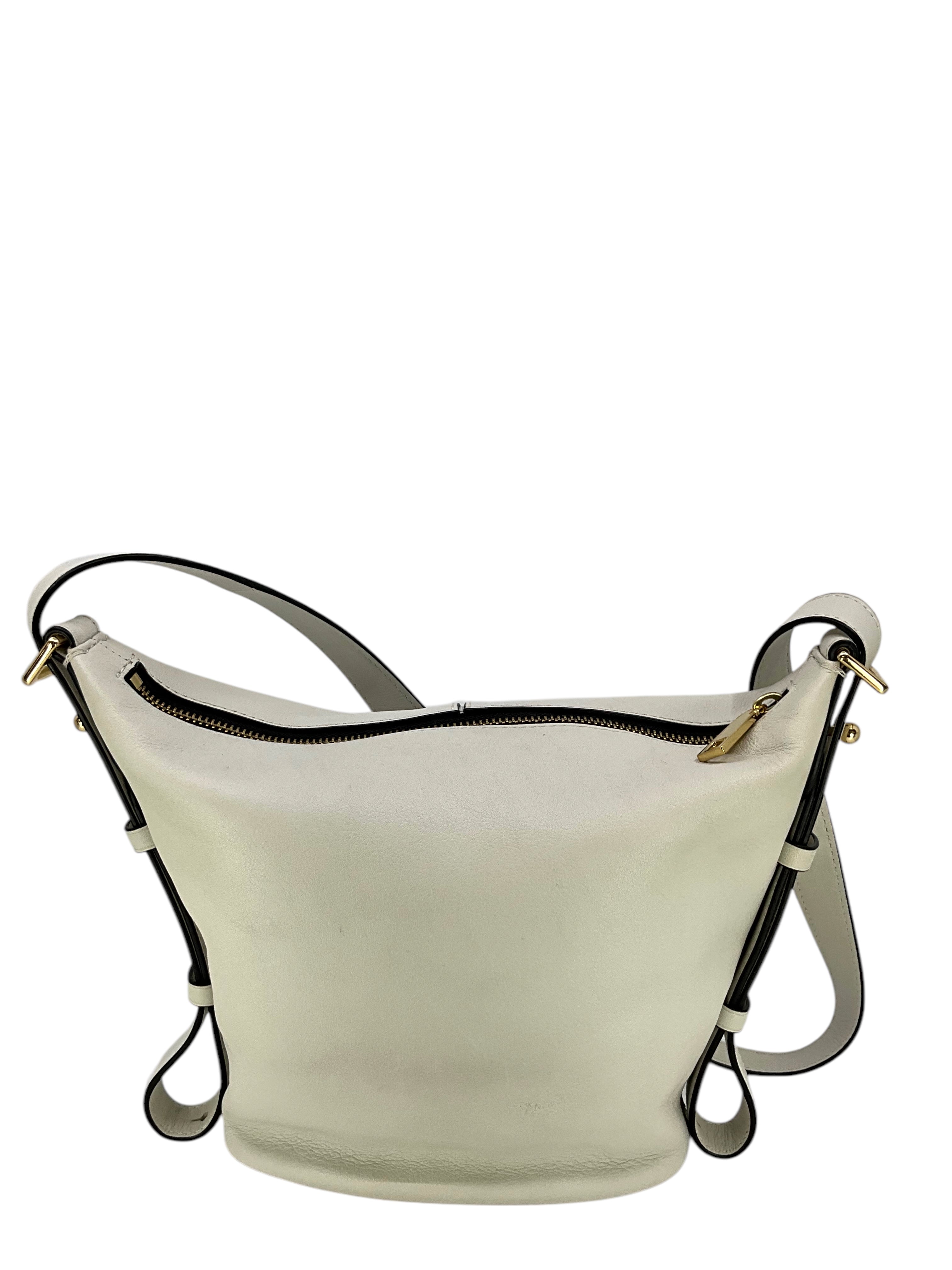 Marc Jacobs Mini Sling Hobo Bag - Stylish Crossbody Purse for Women | Perfect for Everyday Use, Travel & Date Nights