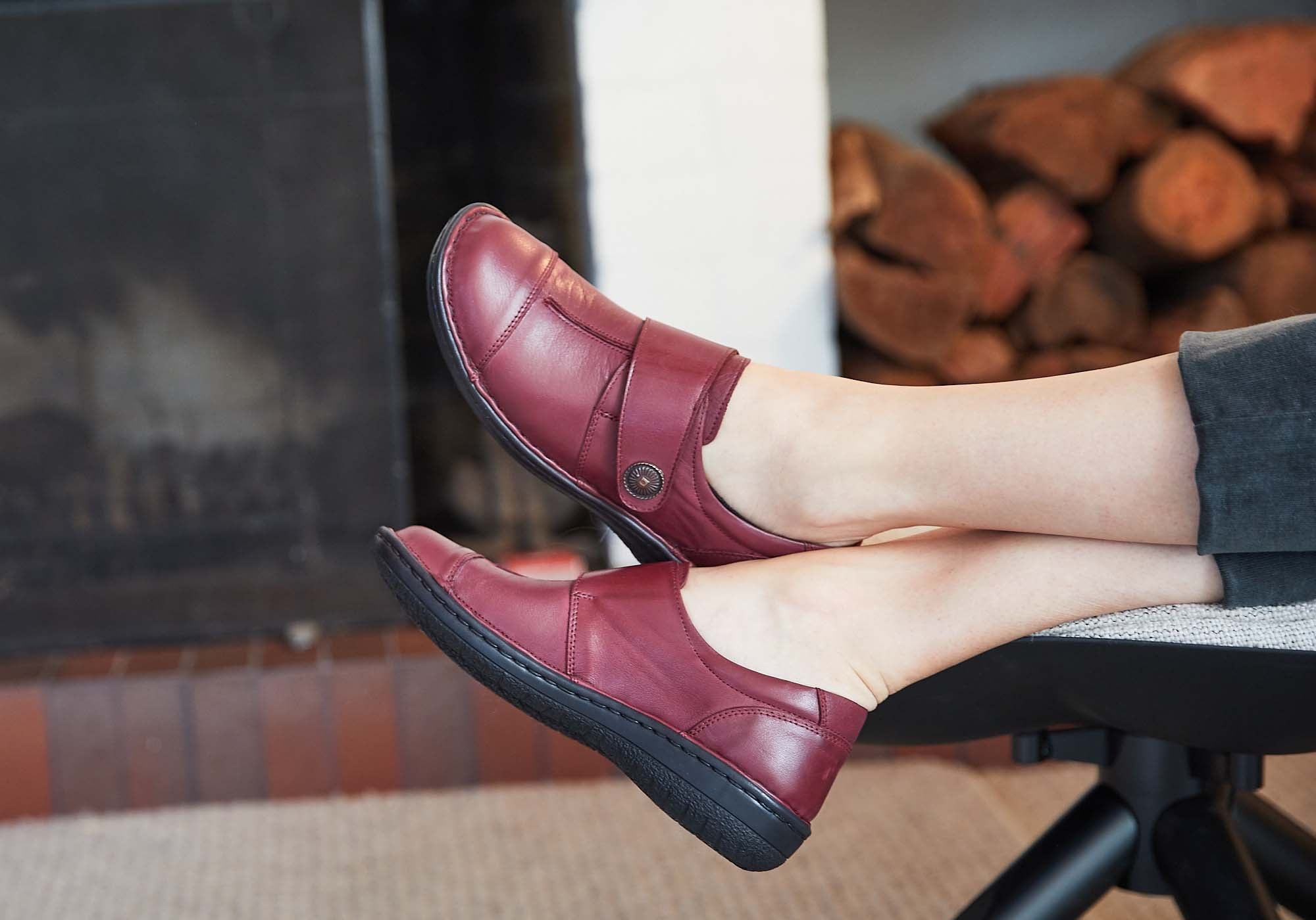 Planet Shoes Bower Women's Comfortable Adjustable Strap Leather Flats - Perfect for Work, Travel & Everyday Wear