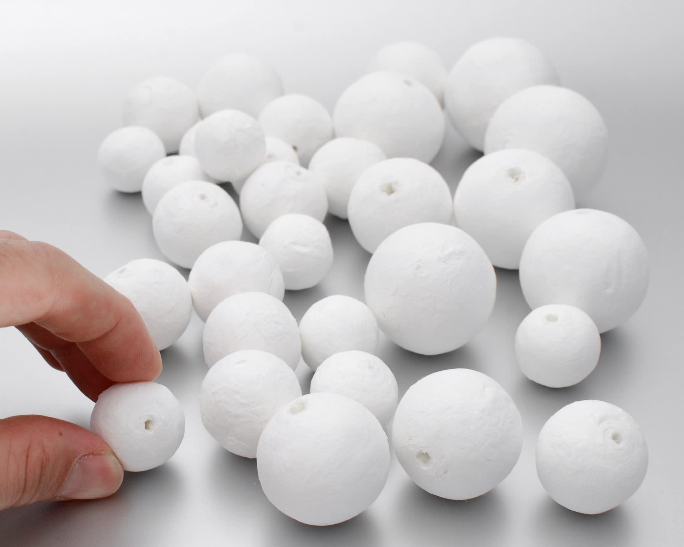 Premium Spun Cotton Balls Assortment - Medium & Large Sizes (25-45mm) - 5 Sizes Pack of 32 - SPUNNYS - Perfect for DIY Crafts, Floral Arrangements & Home Decor
