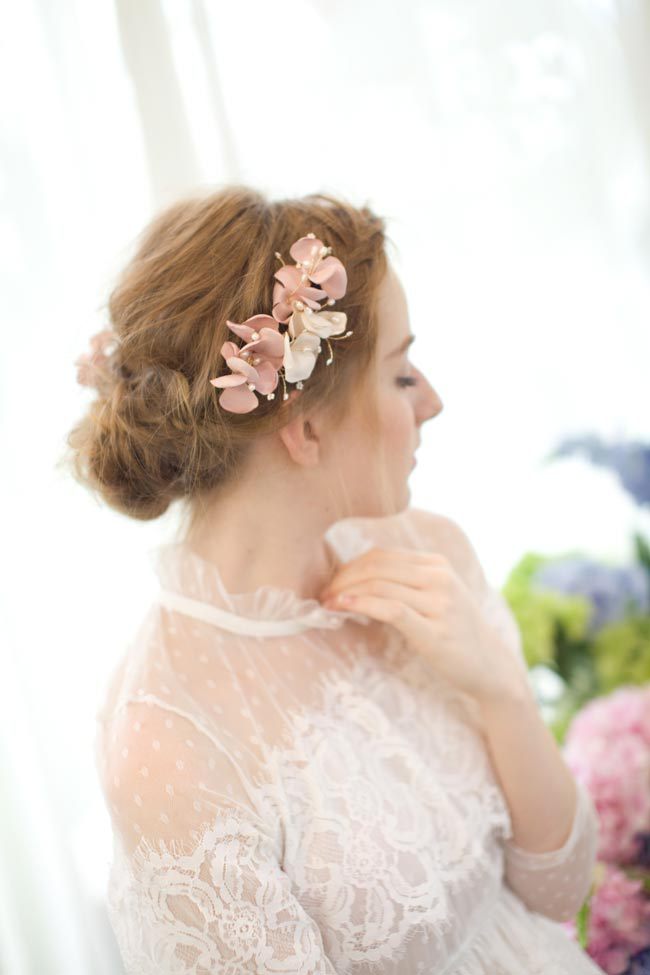 Elegant Bridal Pink Flower Hair Clip with Pearls - Perfect for Weddings, Prom, Parties & Special Occasions