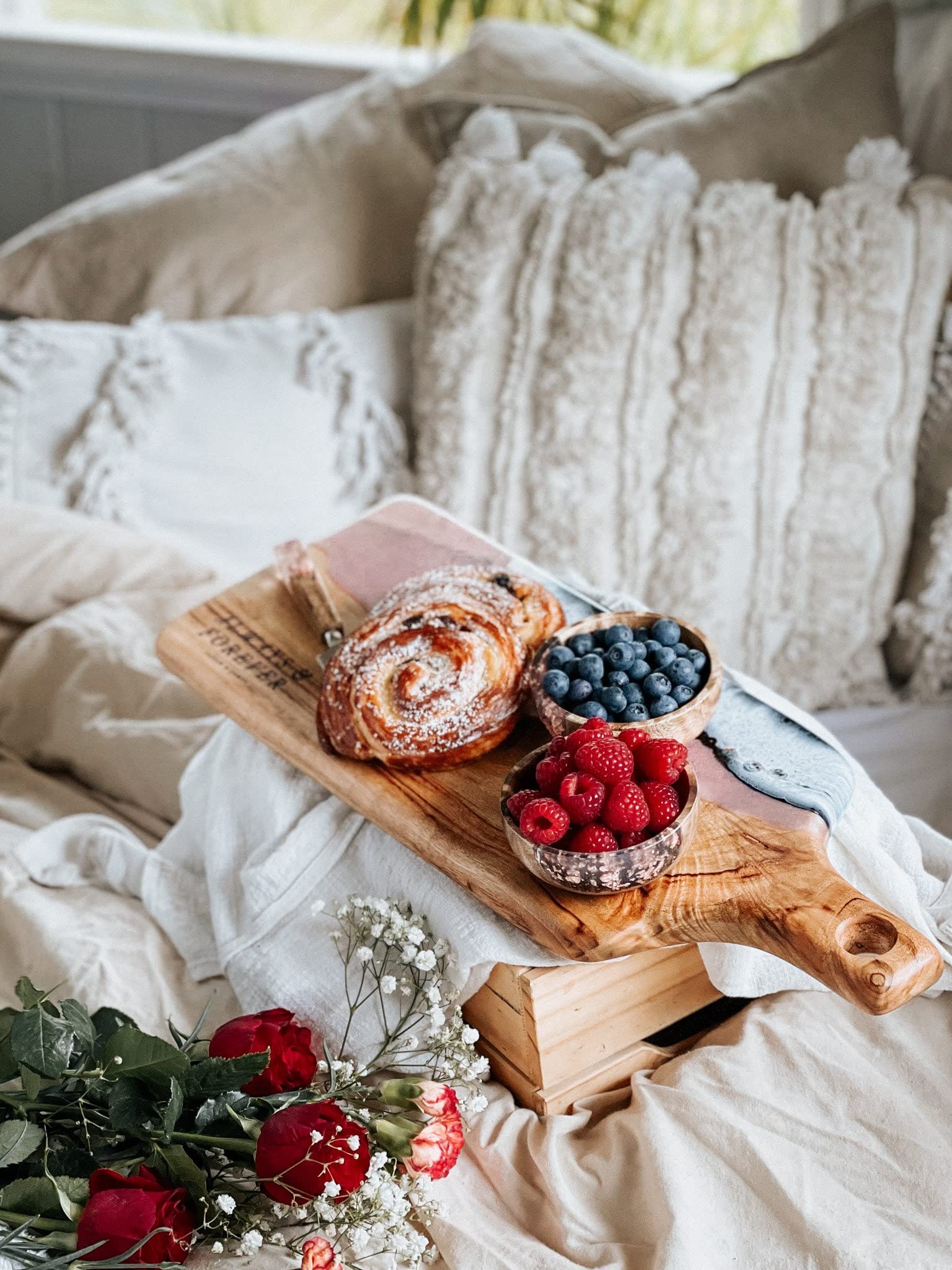 Personalized Engraved Resin Serving Board - Custom Cheese & Charcuterie Platter, Unique Gift for Mom, Mother, Best Friend Birthday - Perfect for Entertaining, Wine & Cheese Nights, Bridal Showers