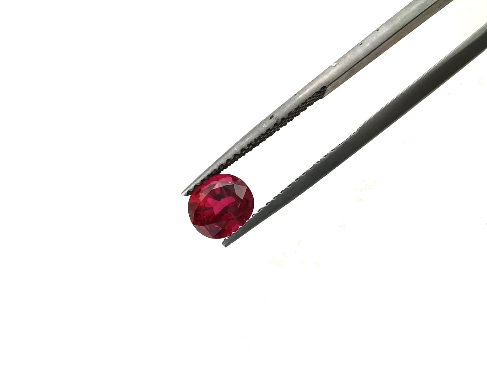 1.58ct Pigeon's Blood Ruby Gemstone - Natural Burmese Red Ruby for Jewelry Making, Engagement Rings & Luxury Gifts