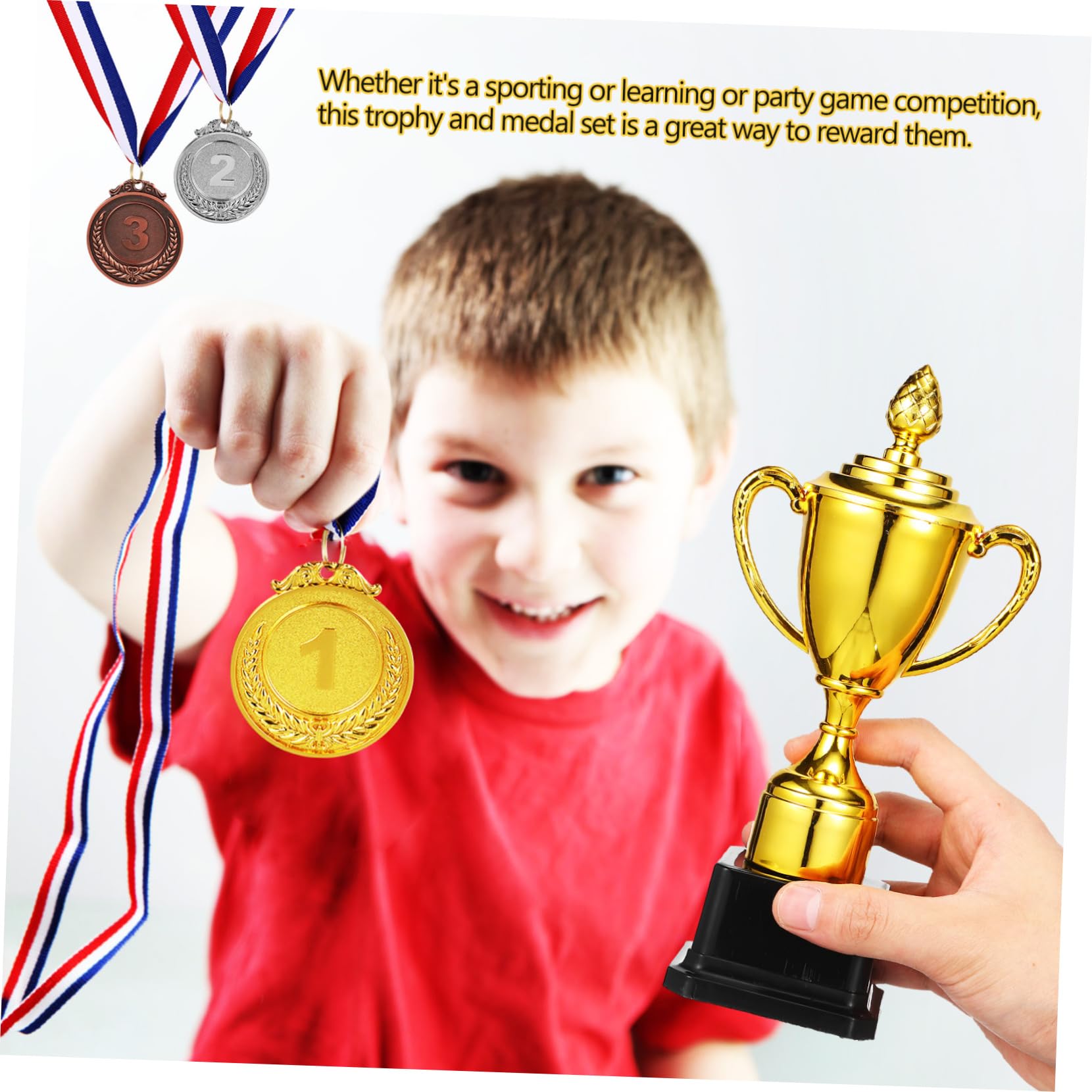 KOMBIUDA Plastic Trophy Toy - Gold Award Trophy for Kids Competition, Sports & School Rewards - Perfect for Birthday Parties, Classroom Prizes & Team Celebrations