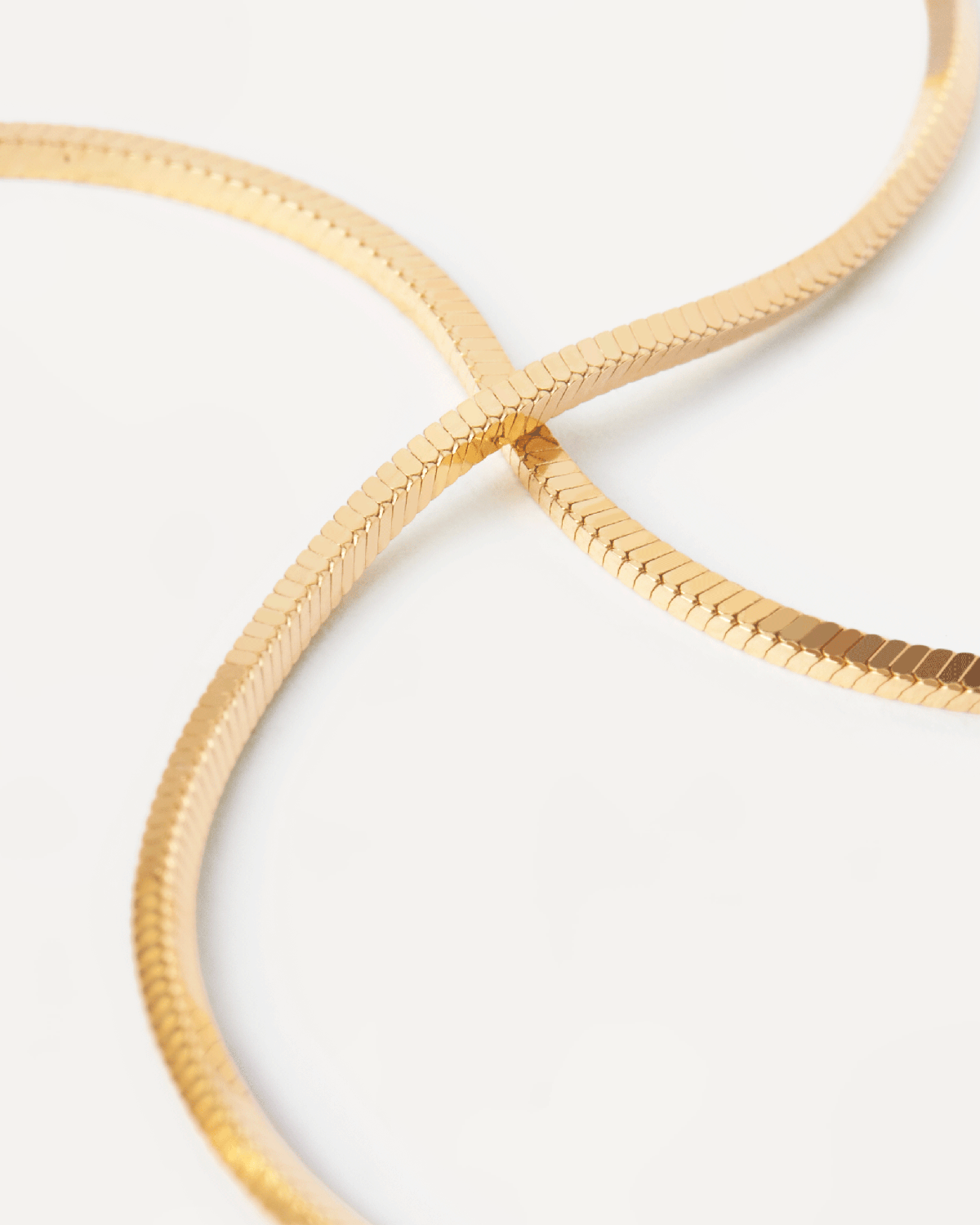 GRID Snake Gold Necklace for Women - 18K Gold Plated Fashion Jewelry - Perfect for Parties, Dating & Everyday Wear