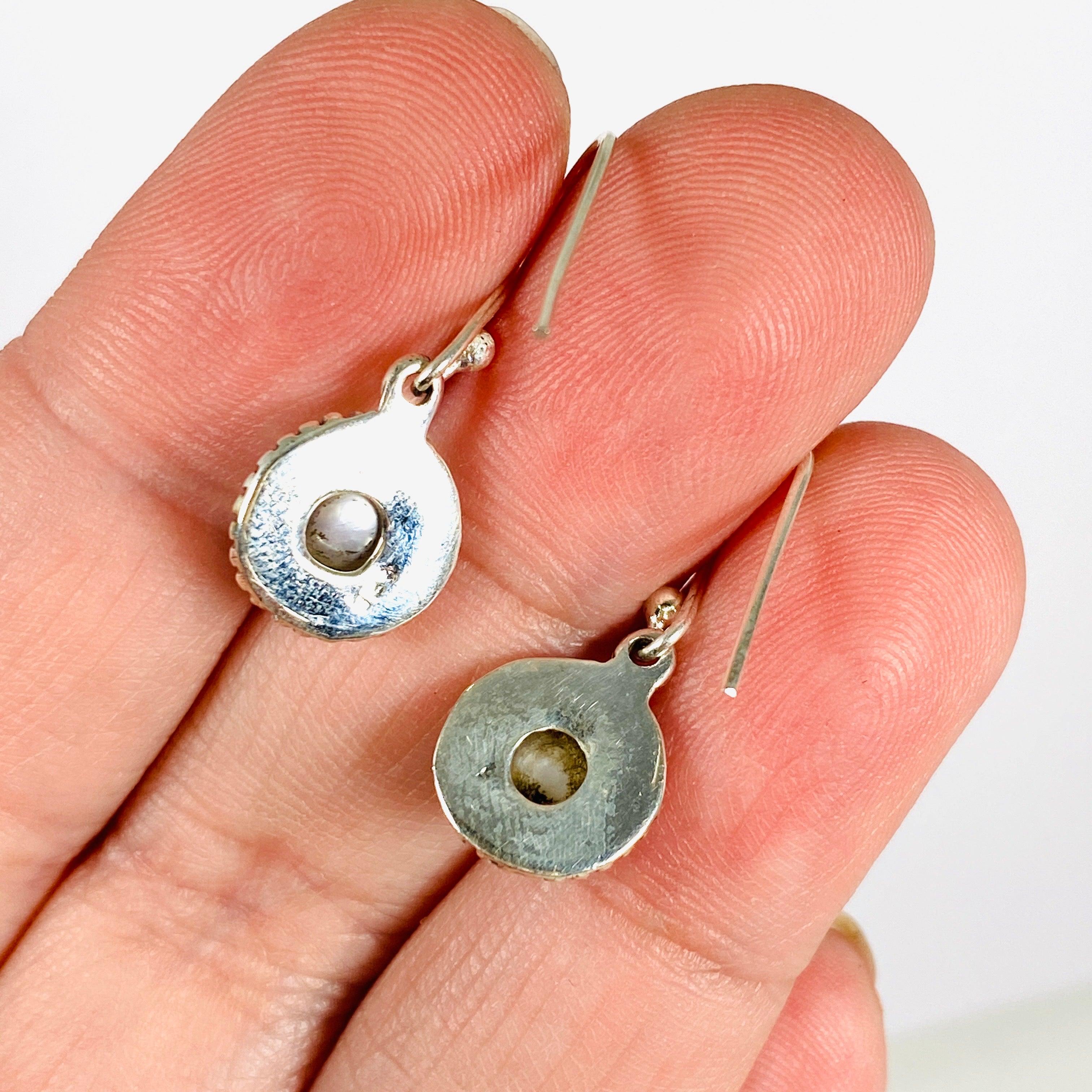 Elegant Pearl Round Earrings with Silver Detailing E2695 – Perfect for Weddings, Parties & Special Occasions