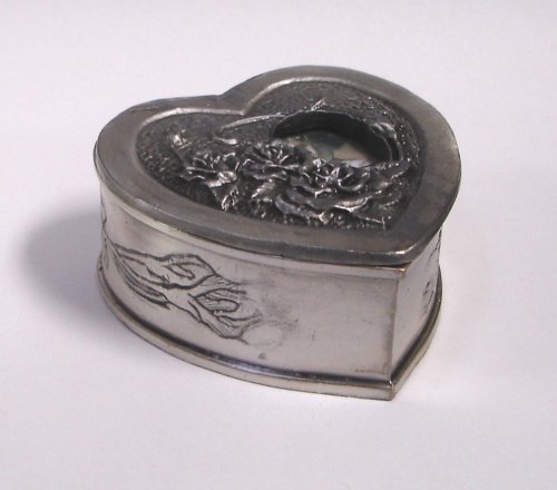 Romantic Glory Land Heart Shape Rose with Mini Photo Frame - Perfect for Valentine's Day Gifts, Anniversary Presents & Home Decor (Item #1102)