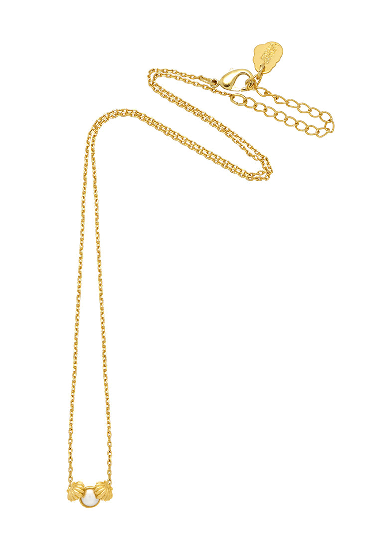Elegant Pearl Scallop Pendant Necklace - 18K Gold Plated Women's Jewelry Gift for Anniversary, Birthday & Special Occasions | Perfect for Weddings, Parties & Date Nights