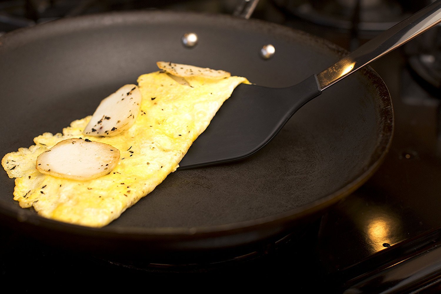 Heat-Resistant Silicone & Stainless Steel Spatula - Solid Turner with Rubber Grip - Flexible Cooking Spatula for Non-Stick Pans - Perfect for Flipping Pancakes, Eggs & Burgers - Essential Kitchen Tool for Baking & Grilling