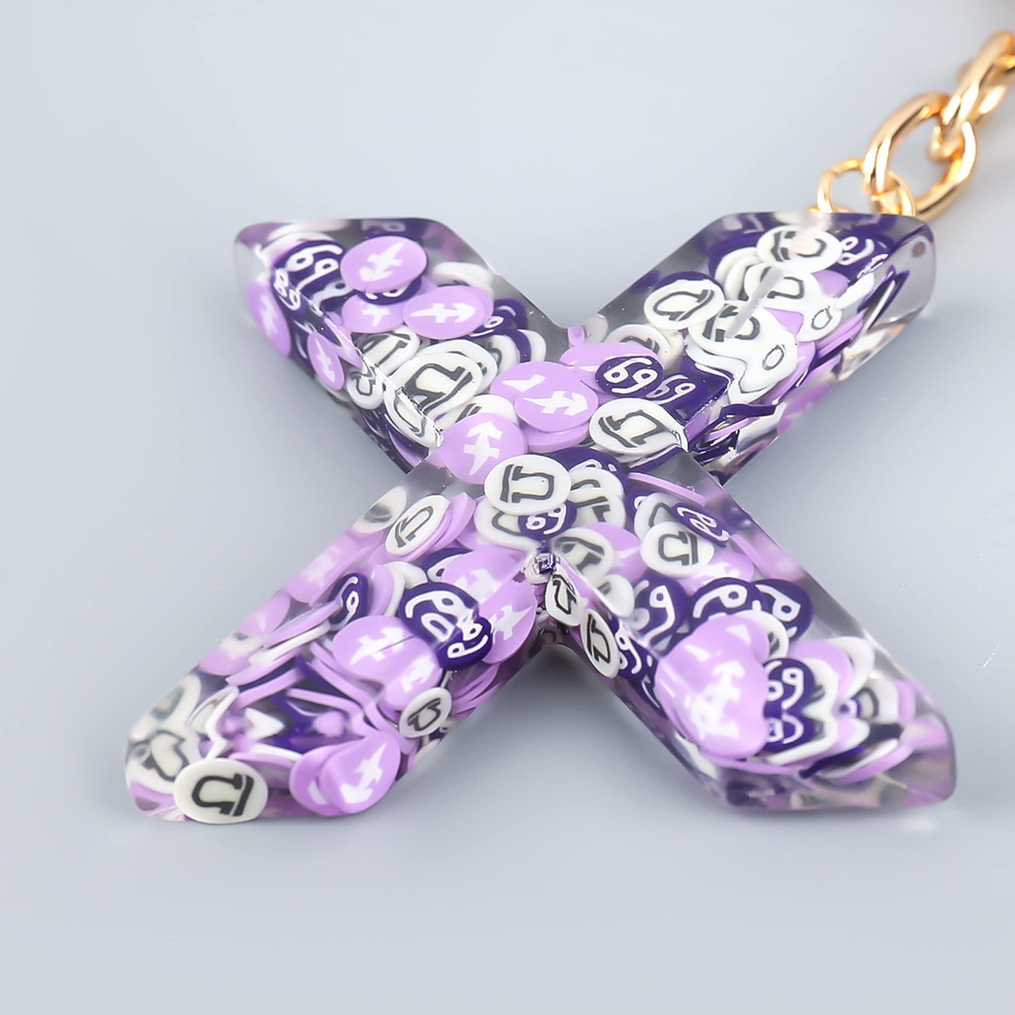 Personalized Alphabet Resin Keychain - Custom Dried Flower Initial Letter Keyring, Cute Kawaii Gift for Women & Girls | Birthday, Valentine's Day, Friendship Gift Idea