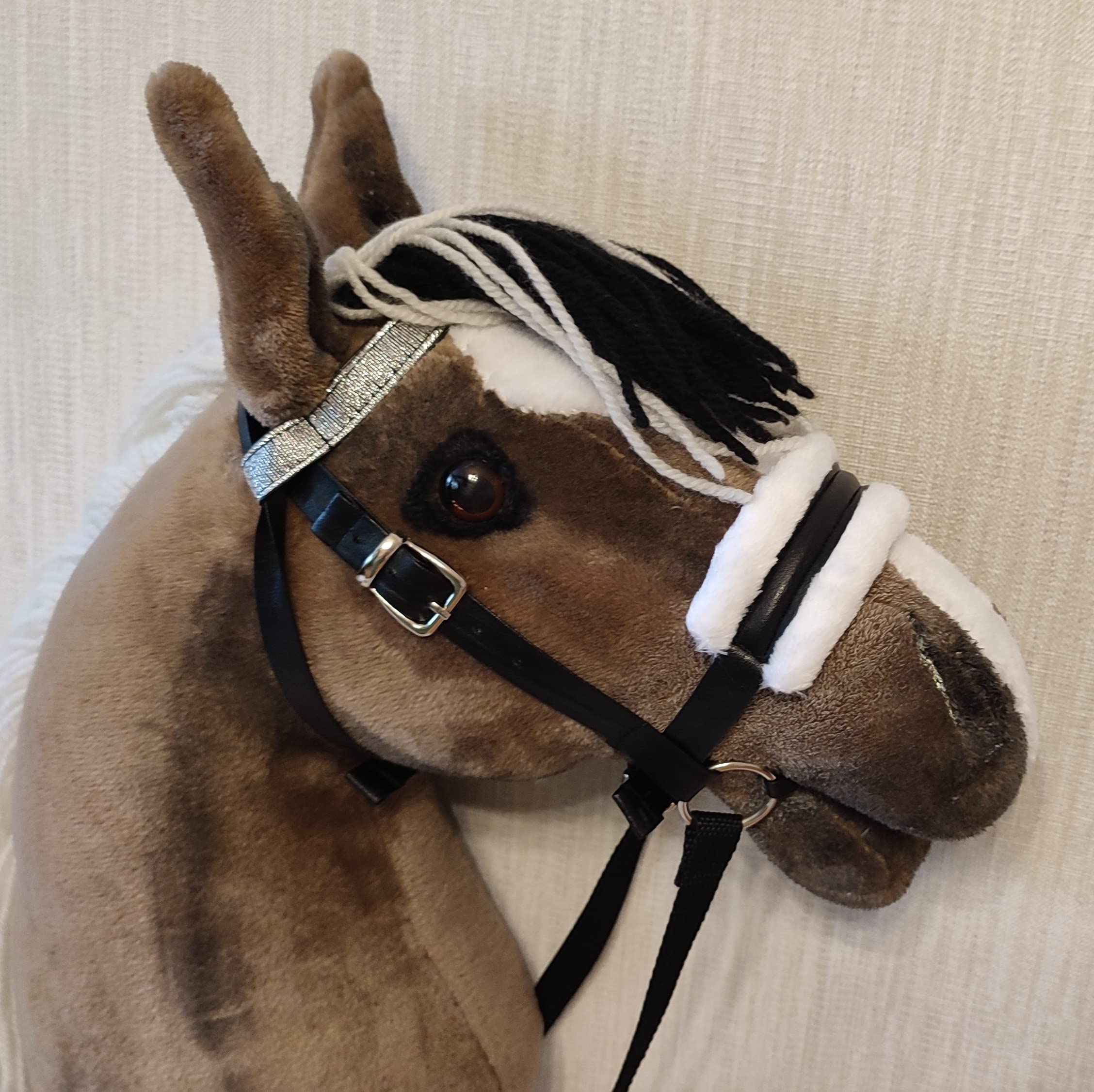 Premium Brown Stick Hobby Horse Plush Toy with Bridle - Soft Stuffed Riding Horse for Kids, Pretend Play & Outdoor Activities - Perfect Gift for Children's Birthday & Imaginative Play