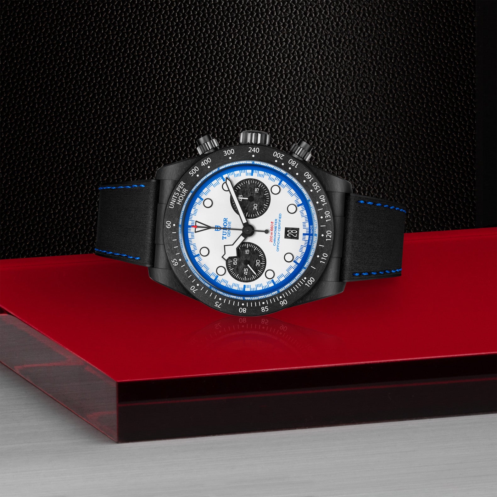 Black Bay Chrono Carbon 25 - Premium Carbon Fiber Chronograph Watch for Men | Perfect for Diving, Racing & Luxury Fashion Accessories