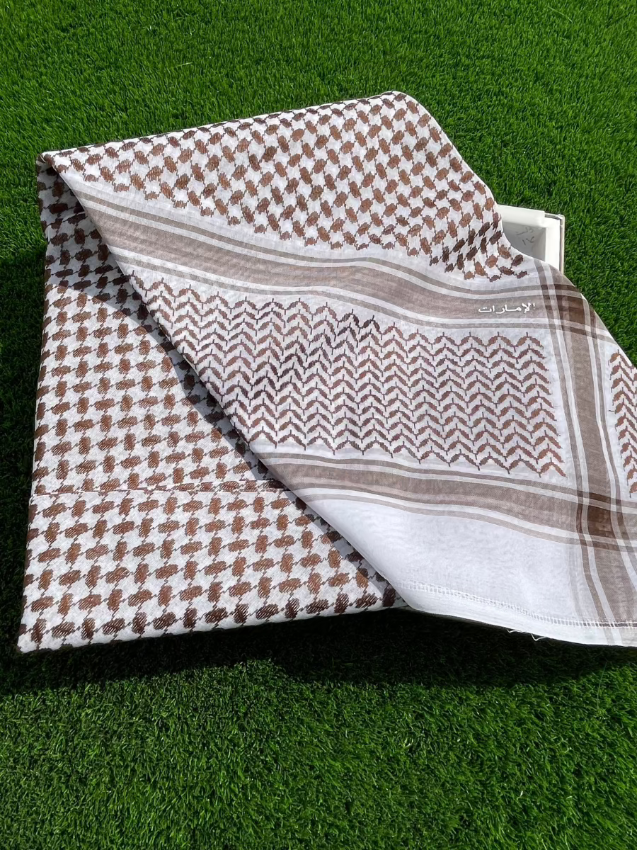 Premium Unisex Chocolate Brown Shemagh Scarf - Soft & Warm Winter Wrap for Men & Women - Perfect for Outdoor Adventures, Travel & Fashion Accessory