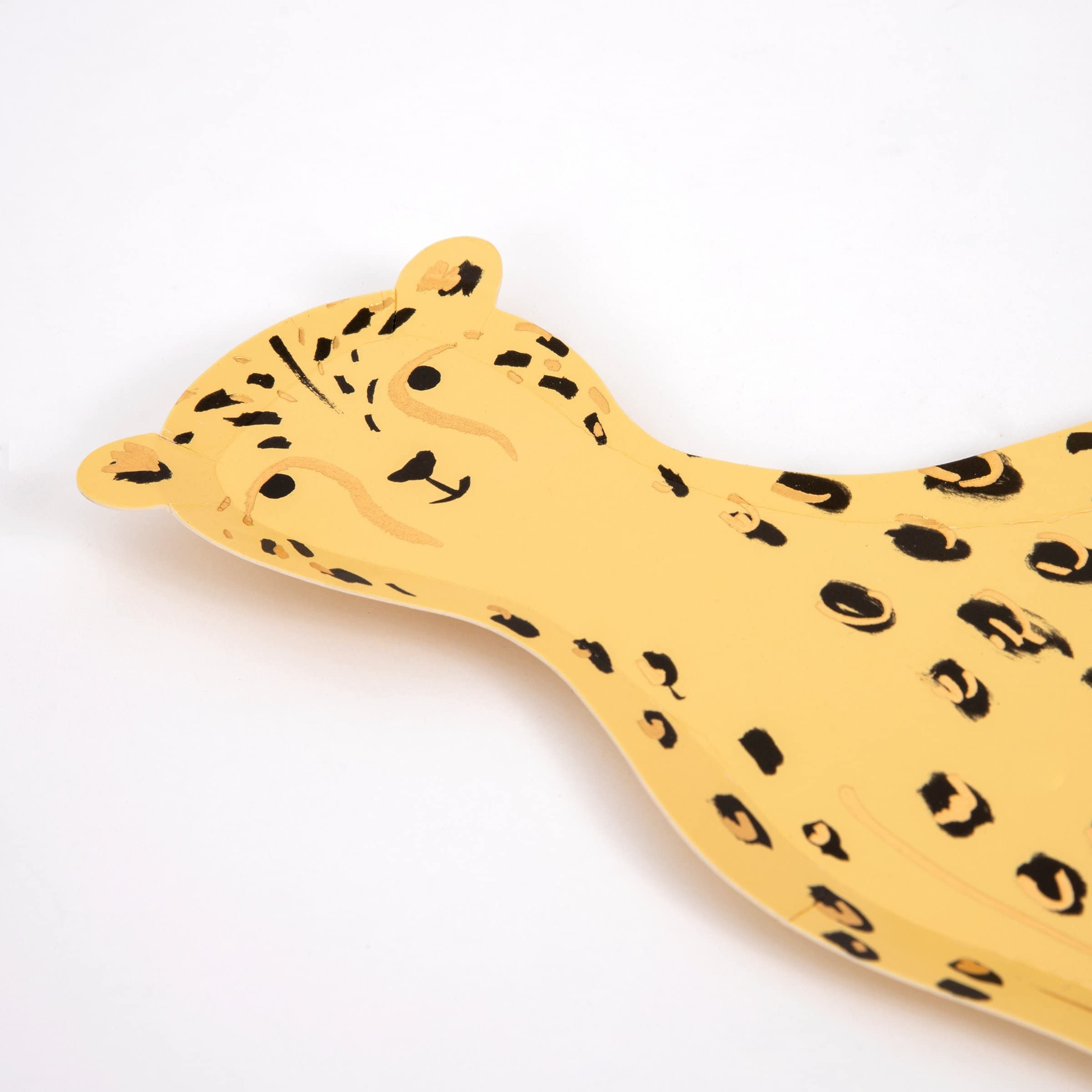 Meri Meri Safari Themed Disposable Plates - Pack of 8 Jungle Animal Print Paper Plates for Birthday Parties, Baby Showers & Kids Events - Perfect for Safari Party Decorations and Outdoor Themed Celebrations
