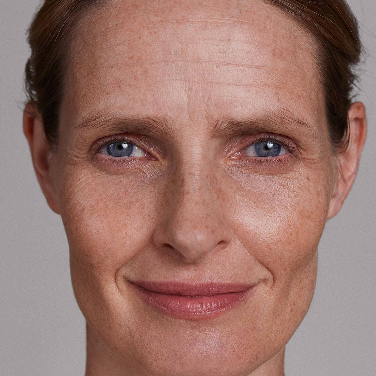 Kjaer Weis Brow Pencil - Natural & Vegan Eyebrow Pencil for Perfectly Shaped Brows | Cruelty-Free & Long-Lasting | Ideal for Everyday Makeup & Professional Looks