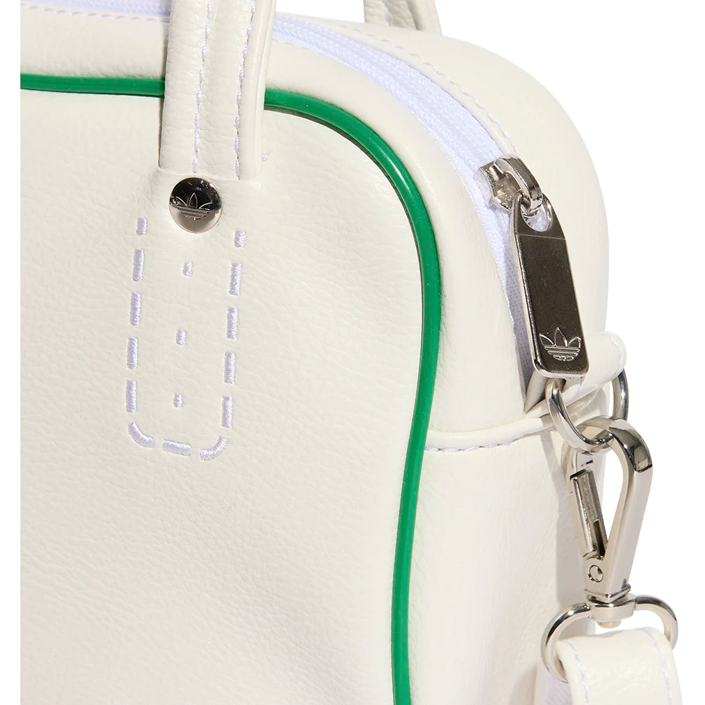 Adicolor Tennis Shoulder Bag for Women & Men - White Sports Duffel with Padded Straps - Perfect for Gym, Travel & Weekend Getaways