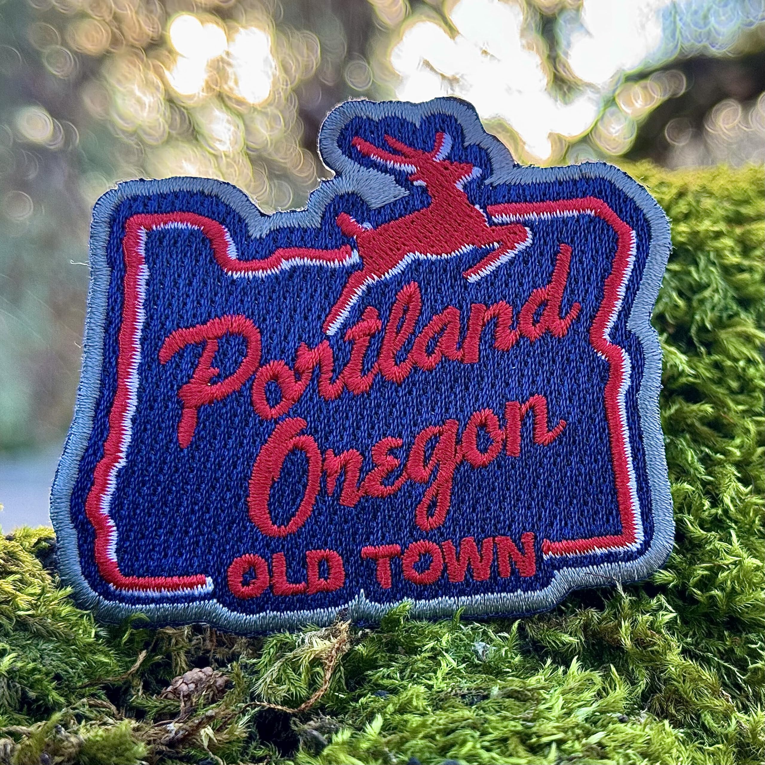 White Stag Sign Portland Oregon Iron-on Embroidered Patch - Vintage Style Emblem for Jackets, Bags & DIY Crafts
