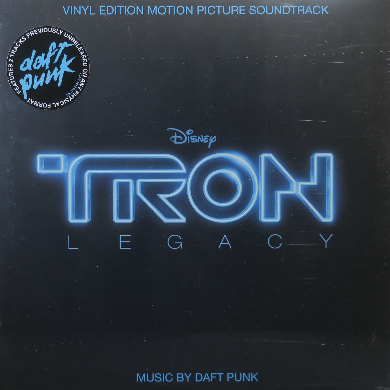 Daft Punk TRON: LEGACY Original Motion Picture Soundtrack Vinyl 2LP Record - Perfect for Movie Nights & Electronic Music Collectors