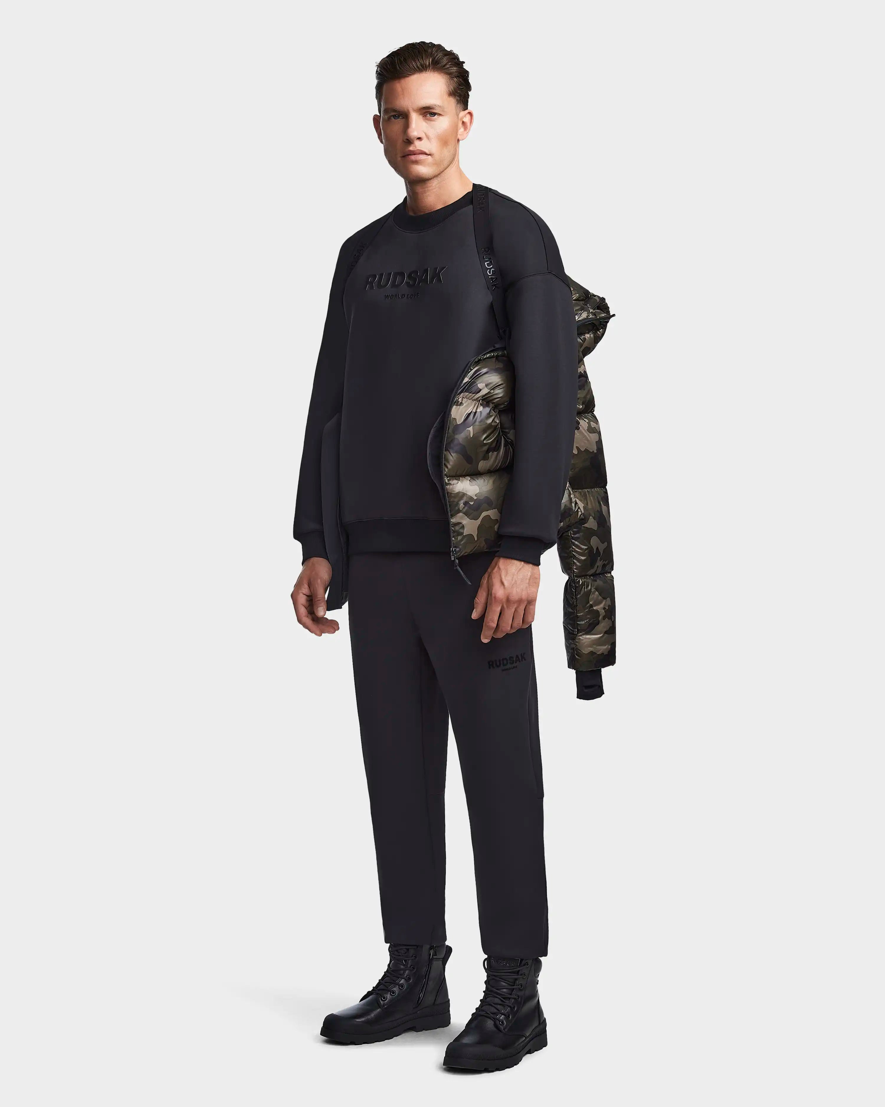 DANIEL M M123510 Camouflage Hunting Jacket - Waterproof & Windproof Outdoor Gear for Men - Perfect for Hunting, Hiking & Camping Adventures