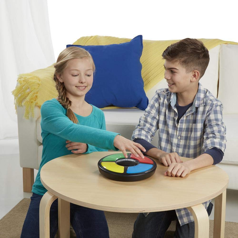 Simon Electronic Memory Game - Fun Brain Training Toy for Kids & Adults - Improve Concentration & Cognitive Skills - Perfect for Family Game Night, Classroom Activities & Travel Entertainment