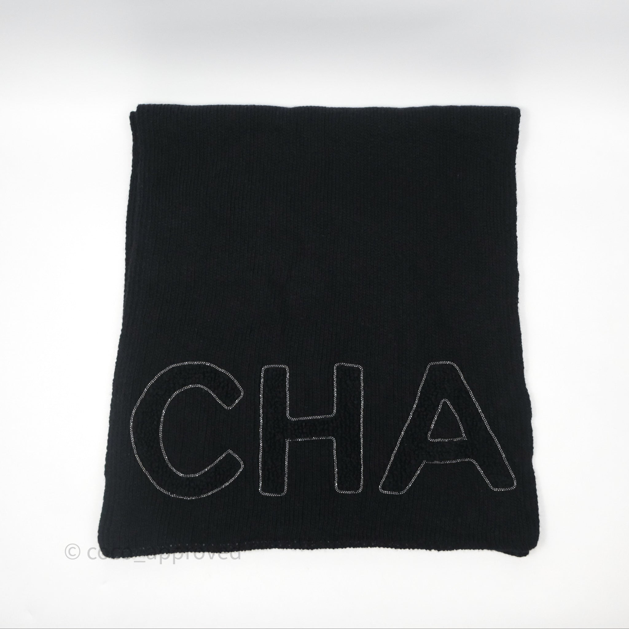 Chanel Chain Logo Scarf - Luxury Wool Cashmere Wrap for Women - Black Winter Fashion Accessory for Office, Party & Evening Out