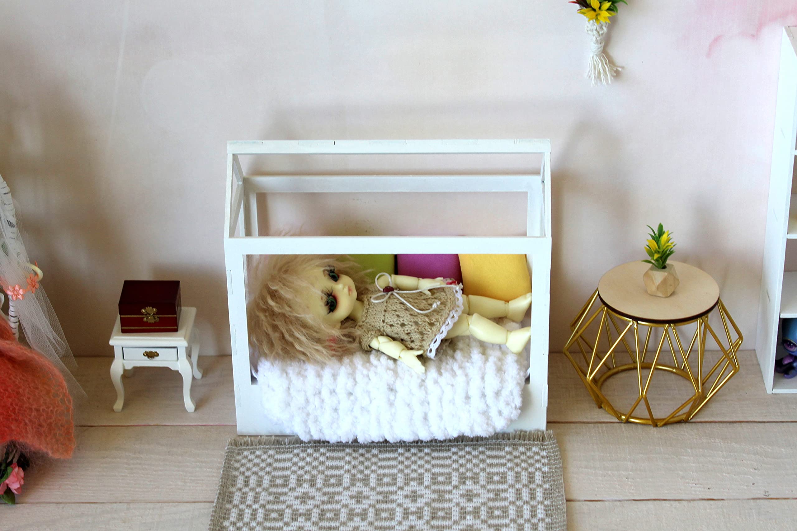 1:12 Scale Miniature Wooden Canopy Dollhouse Bed Frame with Mattress & Pillows for BJD Dolls - Perfect for Dollhouse Decor, Collectibles, and Miniature Scenes