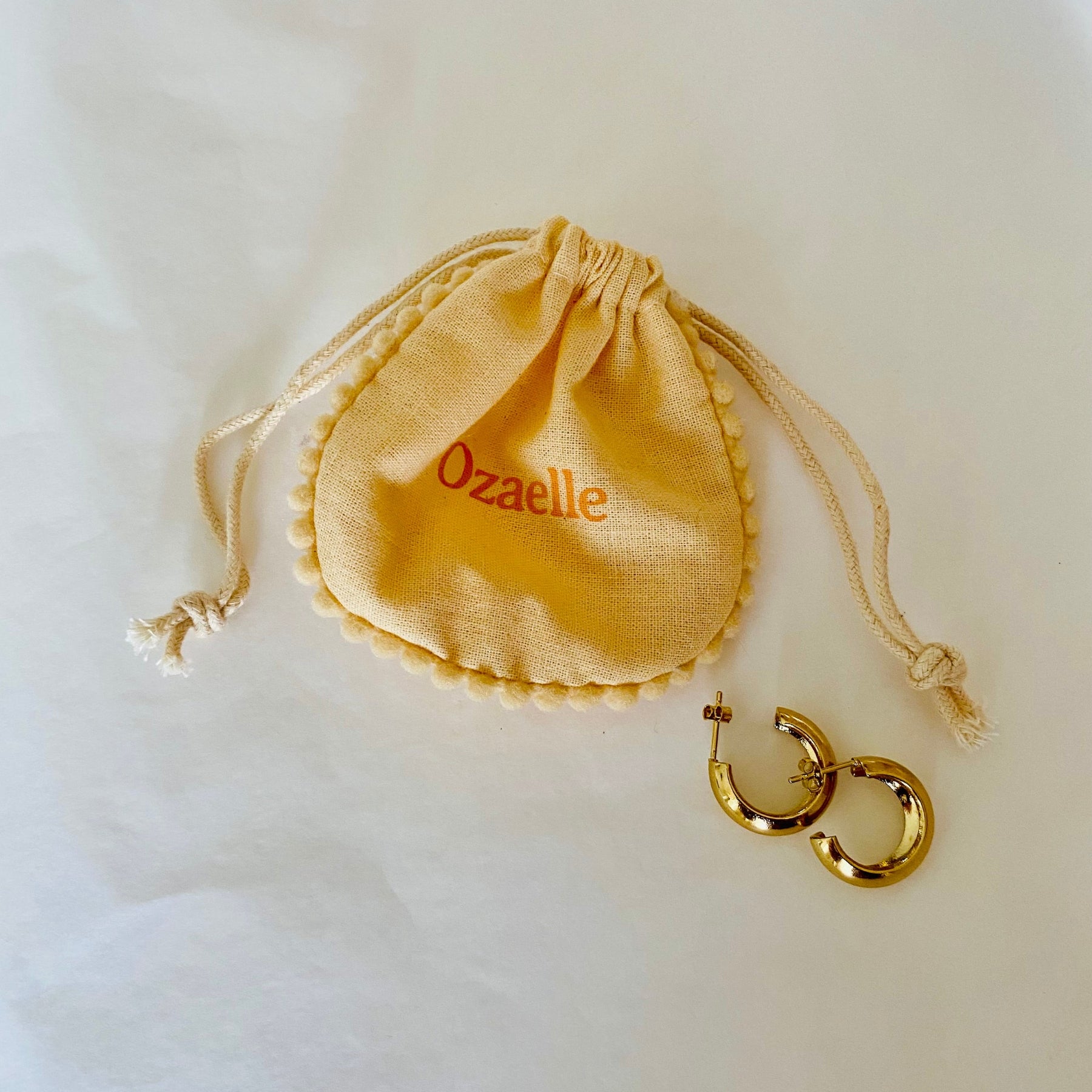 Large Gold Hoop Earrings for Women - Elegant Augustine Style Creoles for Everyday Wear & Special Occasions