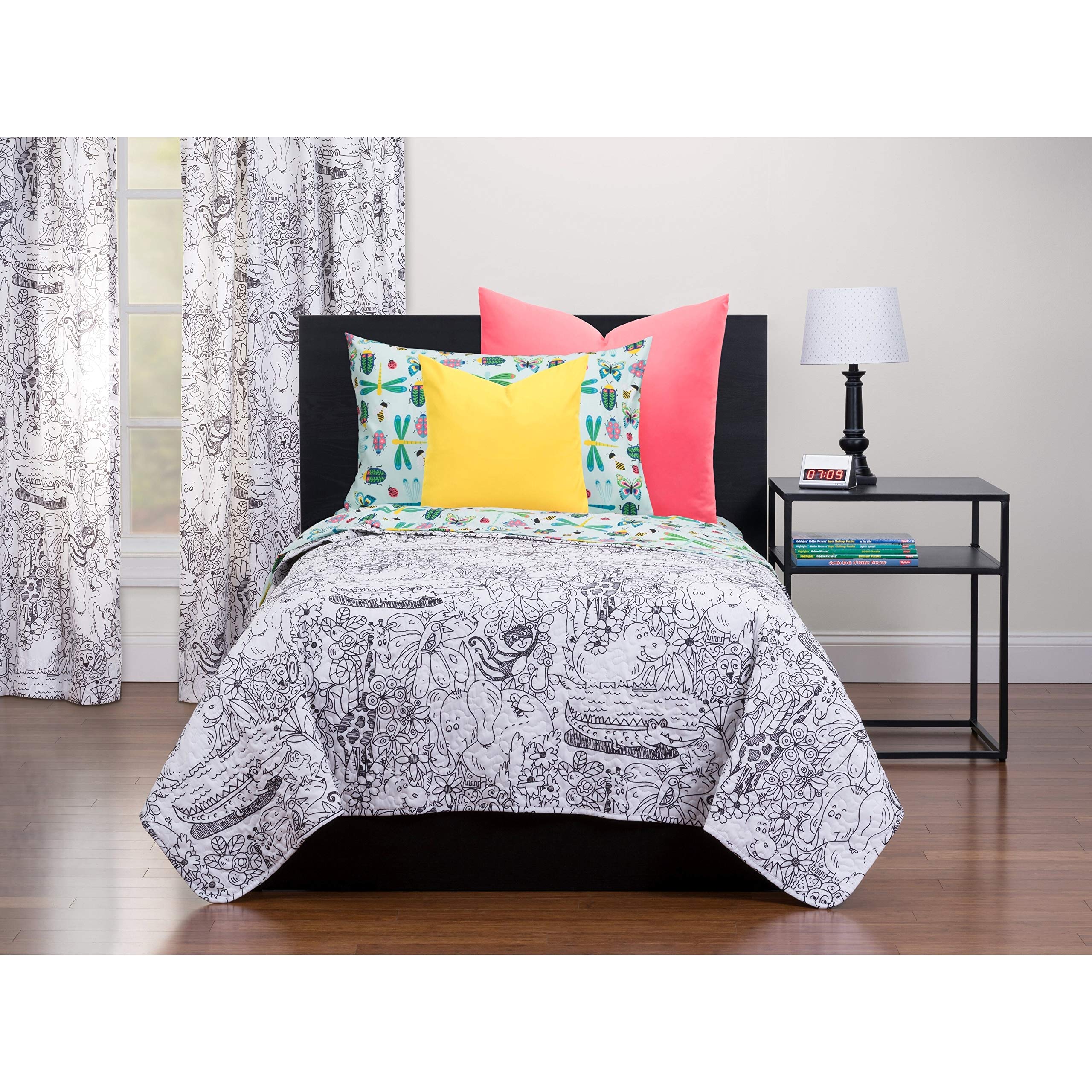 Highlights Sis Covers Jungle Jamboree Hidden Pictures Twin Puzzle Quilt - White & Black - Fun Educational Activity for Kids - Perfect for Bedtime, Playtime & Learning Activities