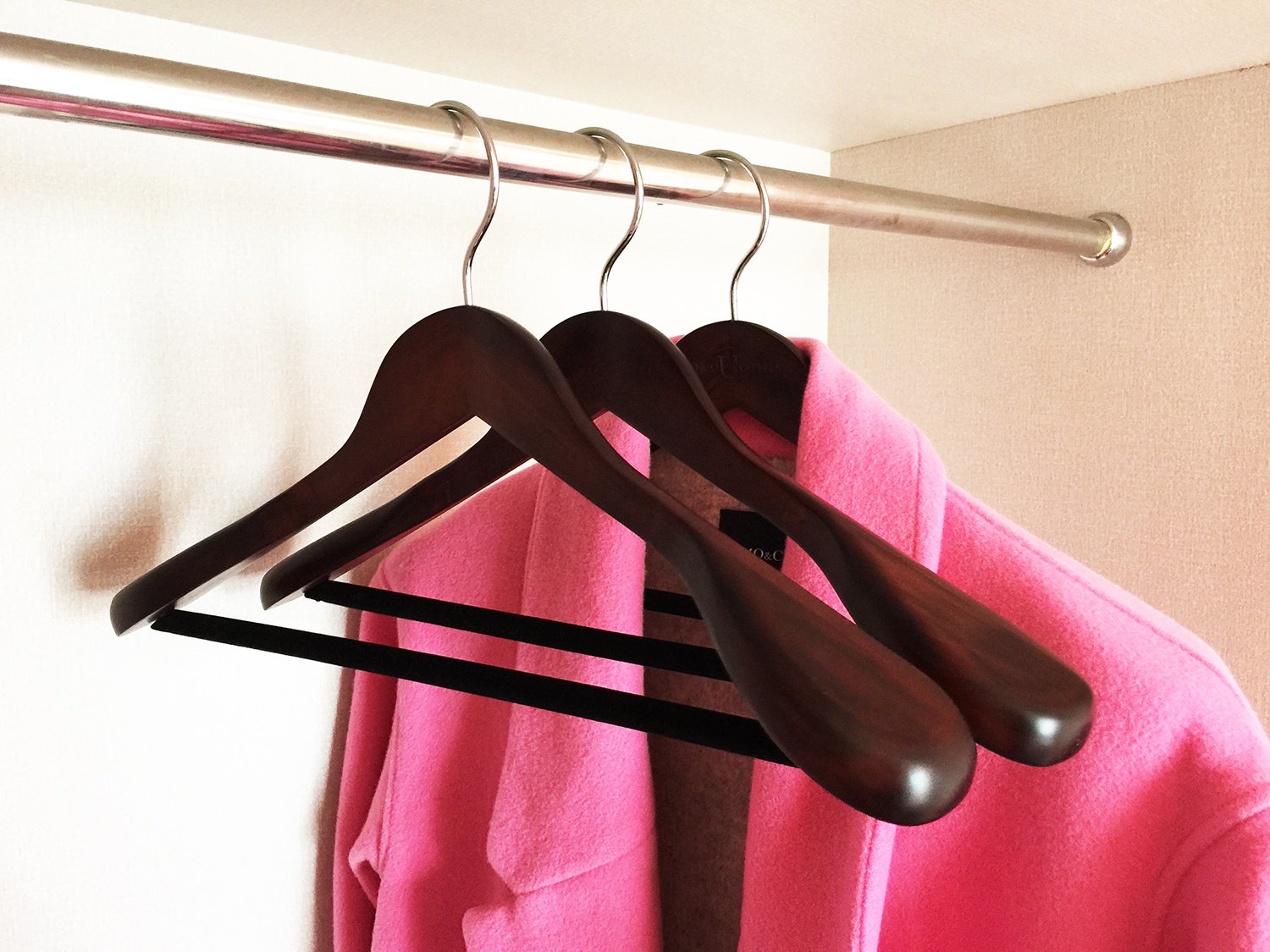Premium Wooden Coat & Suit Hangers Set of 6 - Extra Wide Shoulder Velvet Hangers for Jackets, Pants & Garments | Luxury Closet Organization & Wardrobe Storage Solution for Home & Office
