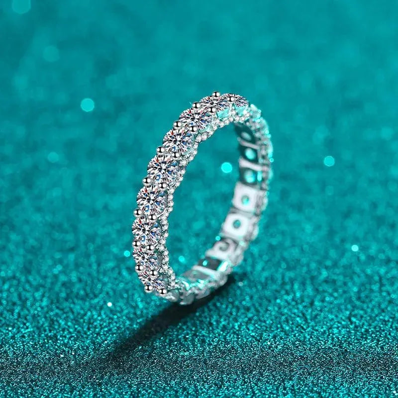 2.5ct D Color Moissanite Engagement Ring for Women - GRA Certified 925 Sterling Silver Plated 18K White Gold Wedding Band - Perfect for Proposals, Anniversaries & Bridal Jewelry
